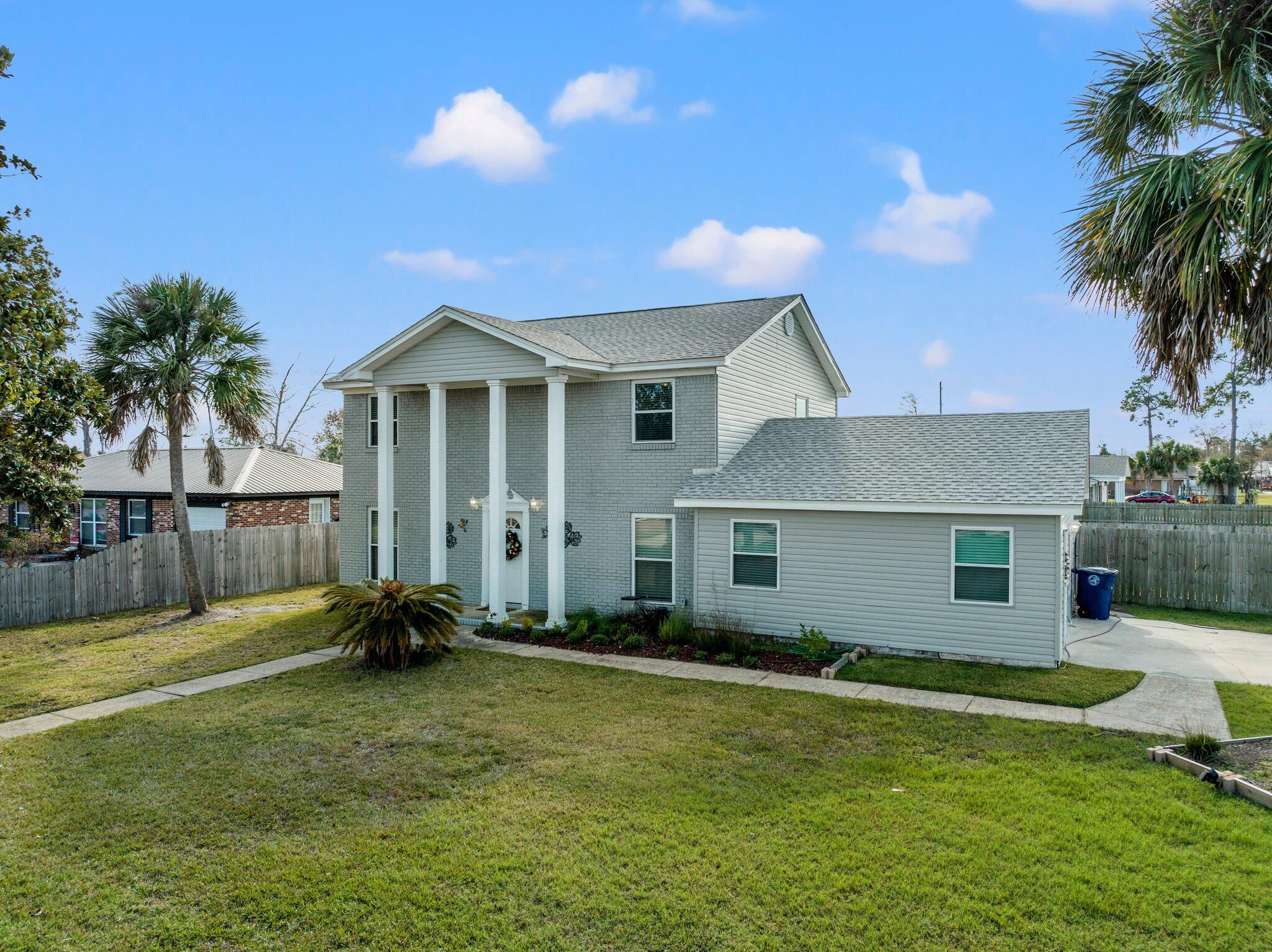 MEADOWBROOK ESTATES - Residential