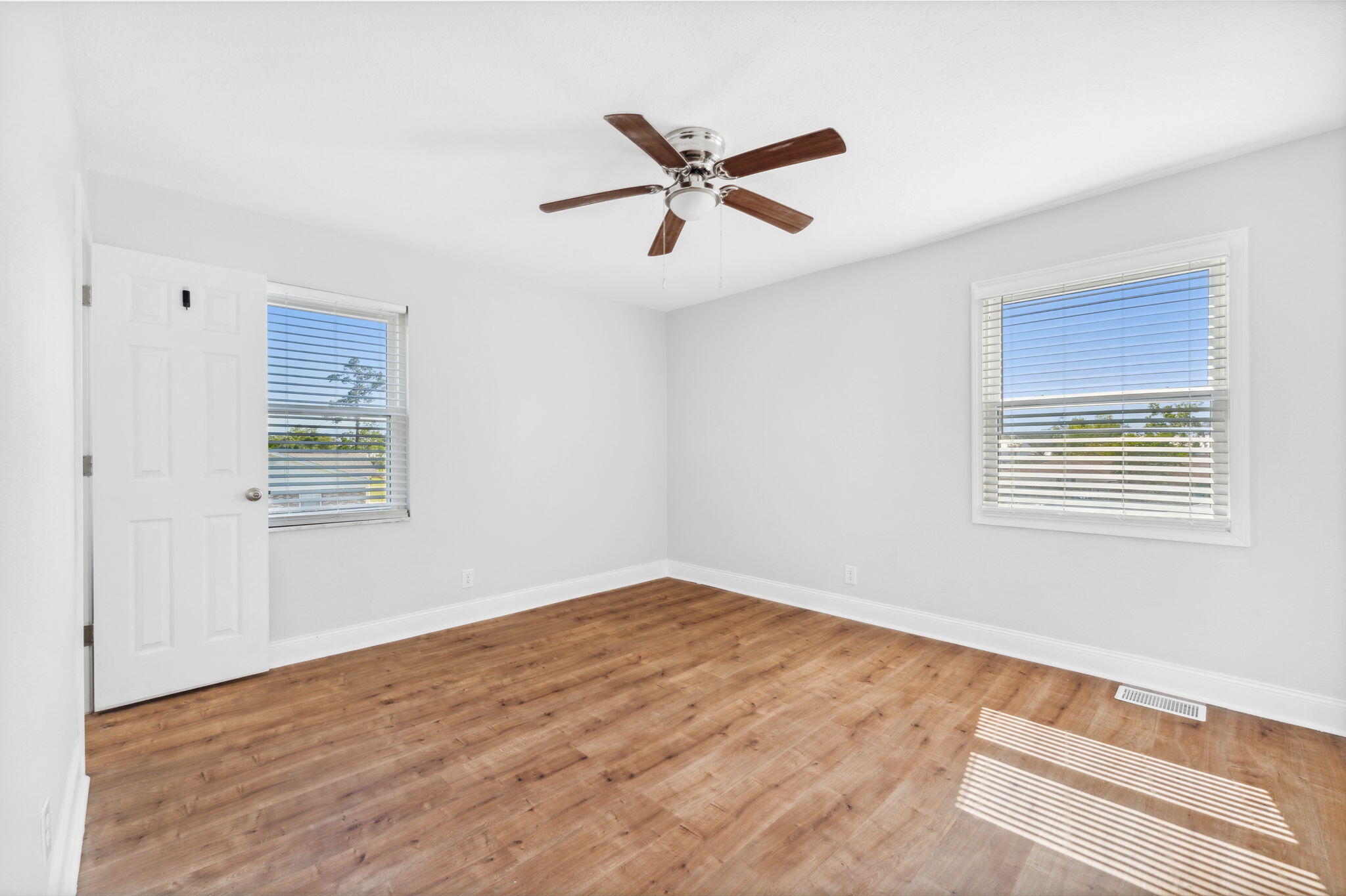 MEADOWBROOK ESTATES - Residential