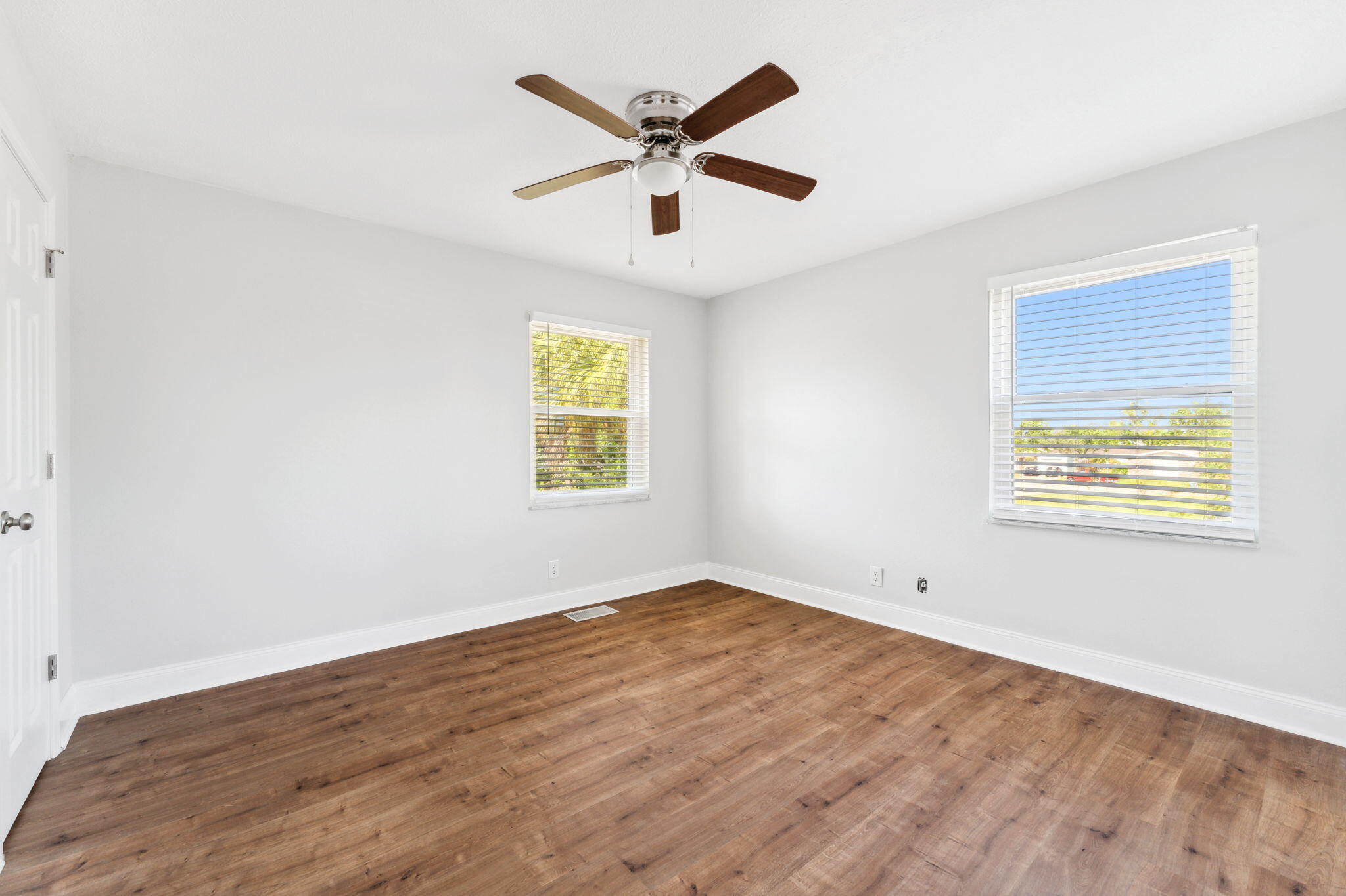 MEADOWBROOK ESTATES - Residential