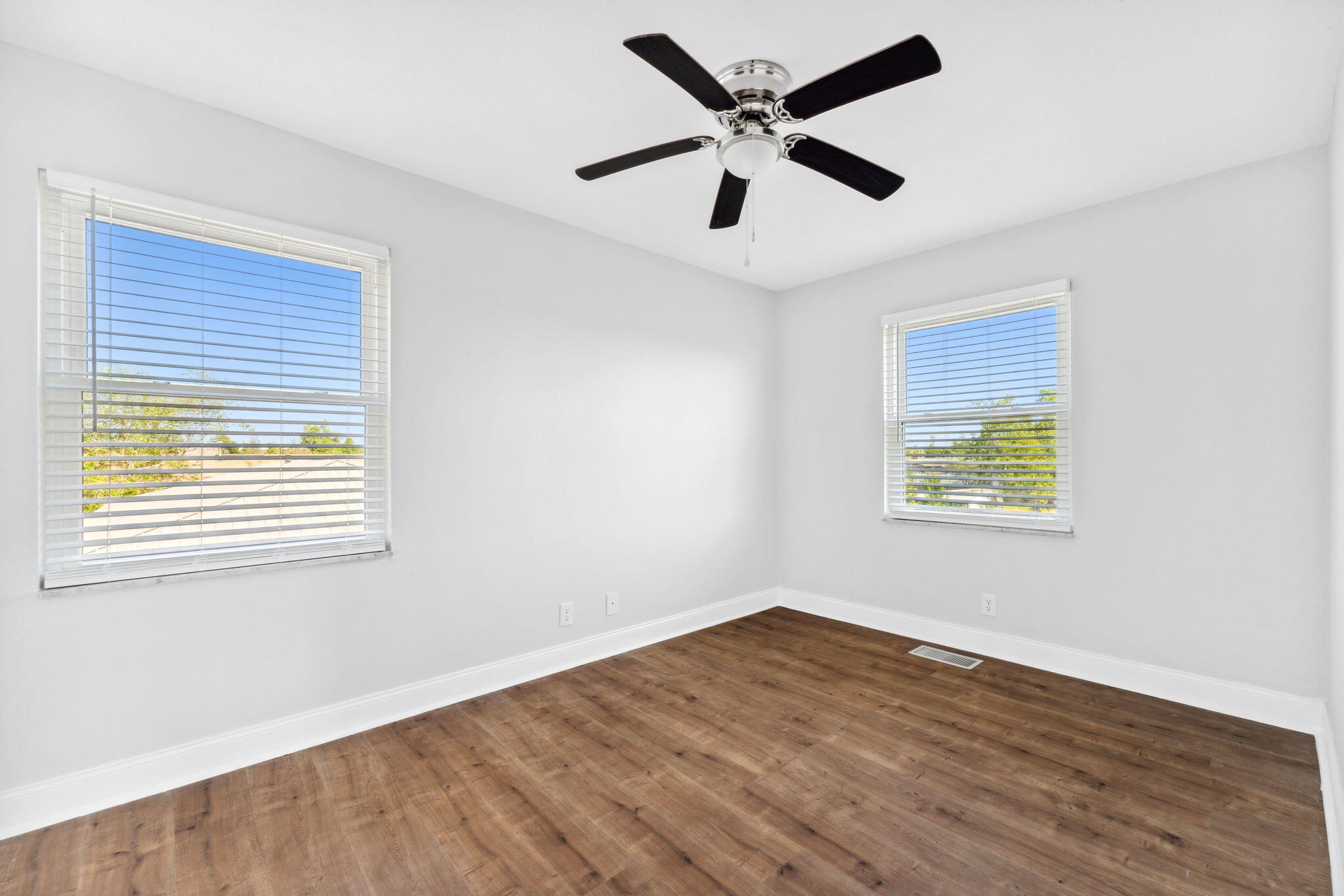 MEADOWBROOK ESTATES - Residential