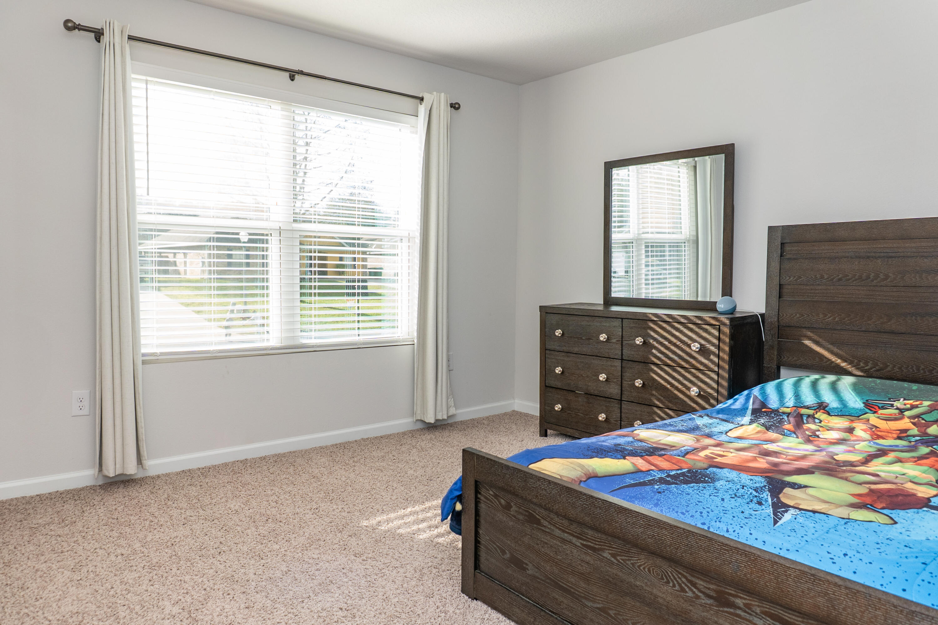 LAKERIDGE EST - Residential Lease