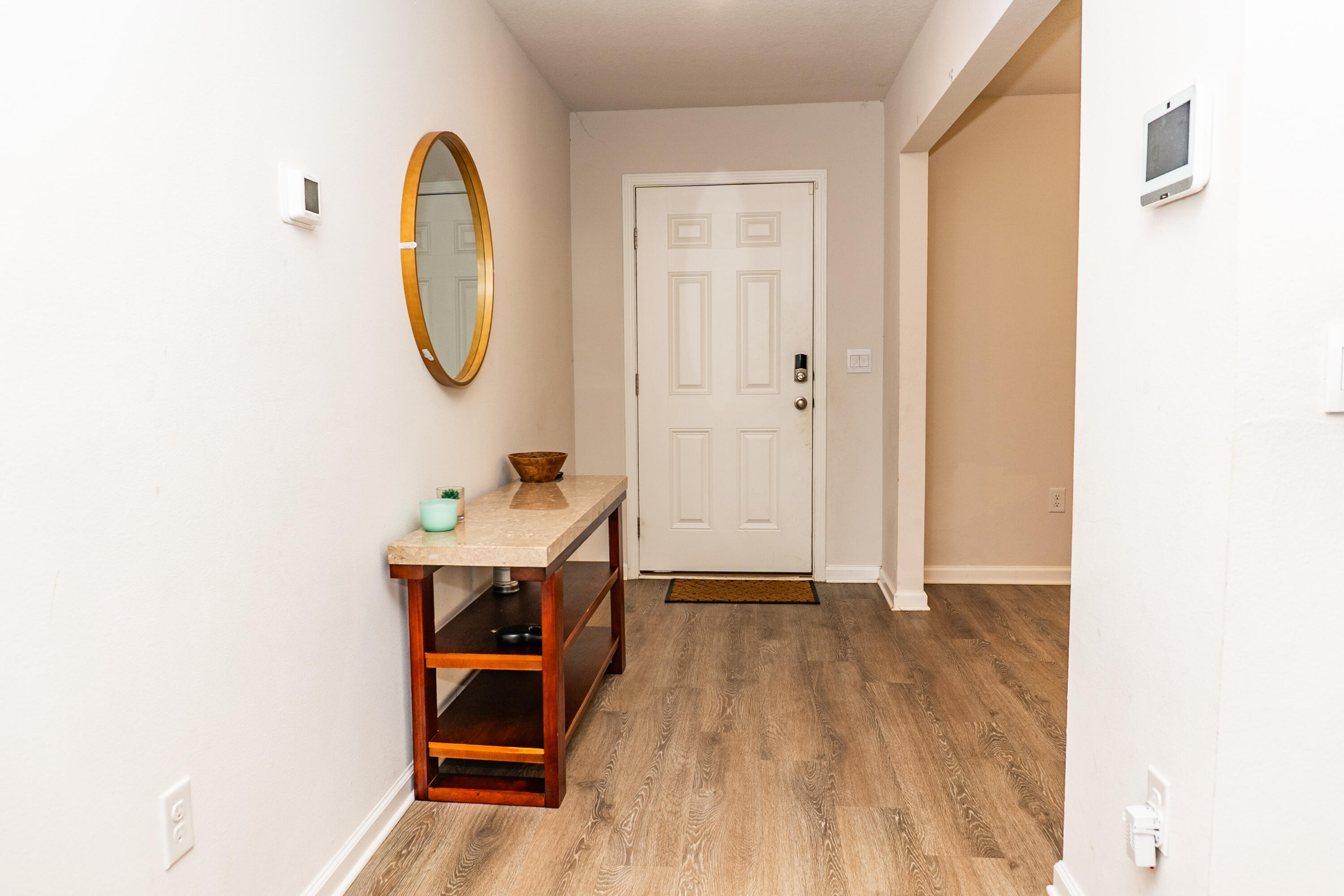 LAKERIDGE EST - Residential Lease