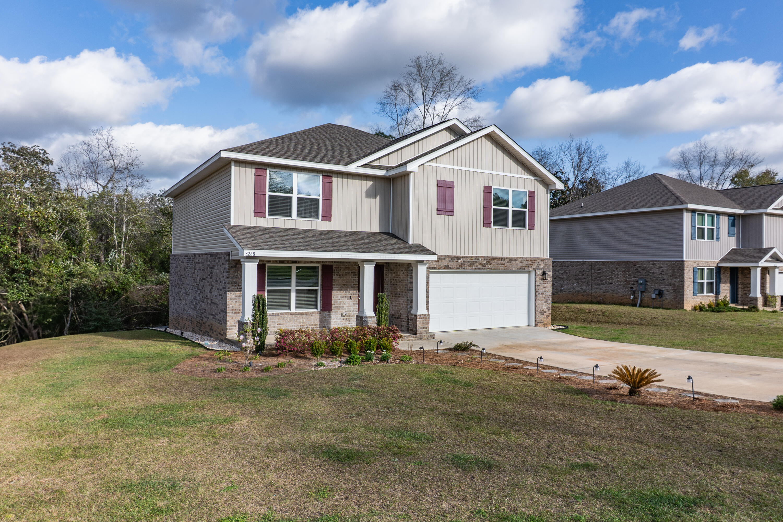 LAKERIDGE EST - Residential Lease