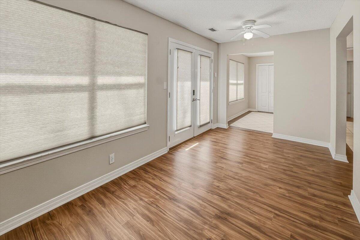 SHADOW OAK S/D - Residential Lease