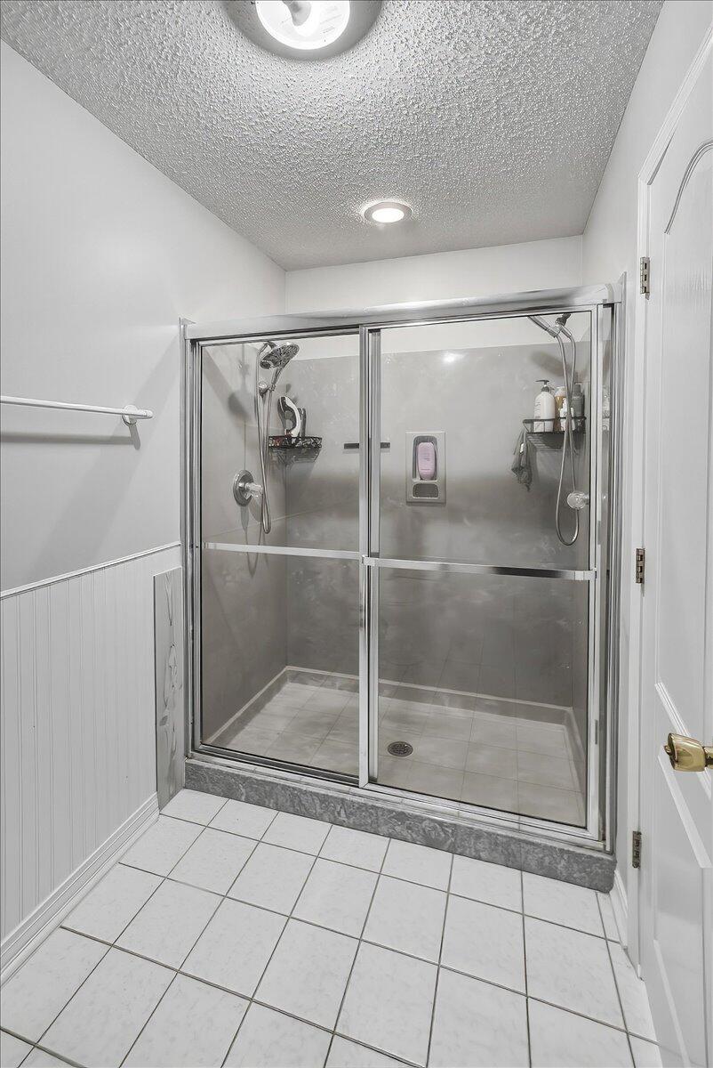 SHADOW OAK S/D - Residential Lease