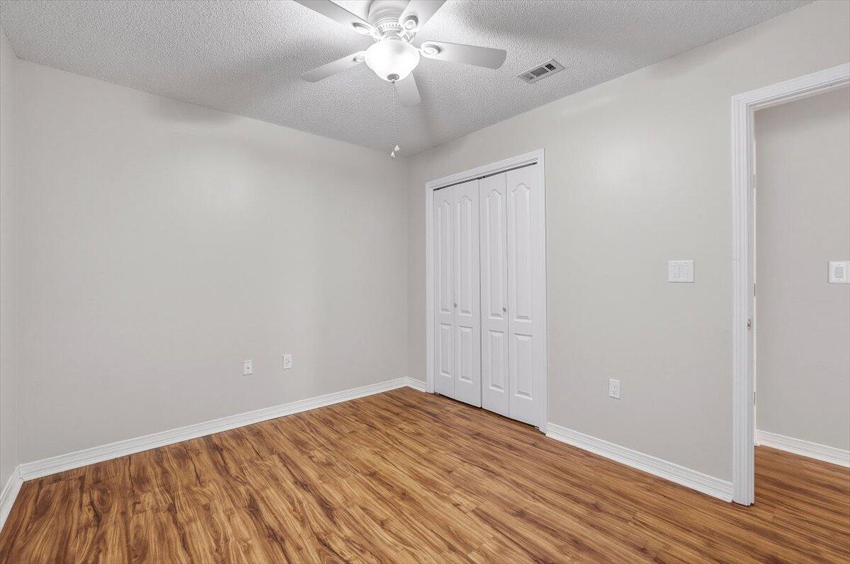 SHADOW OAK S/D - Residential Lease