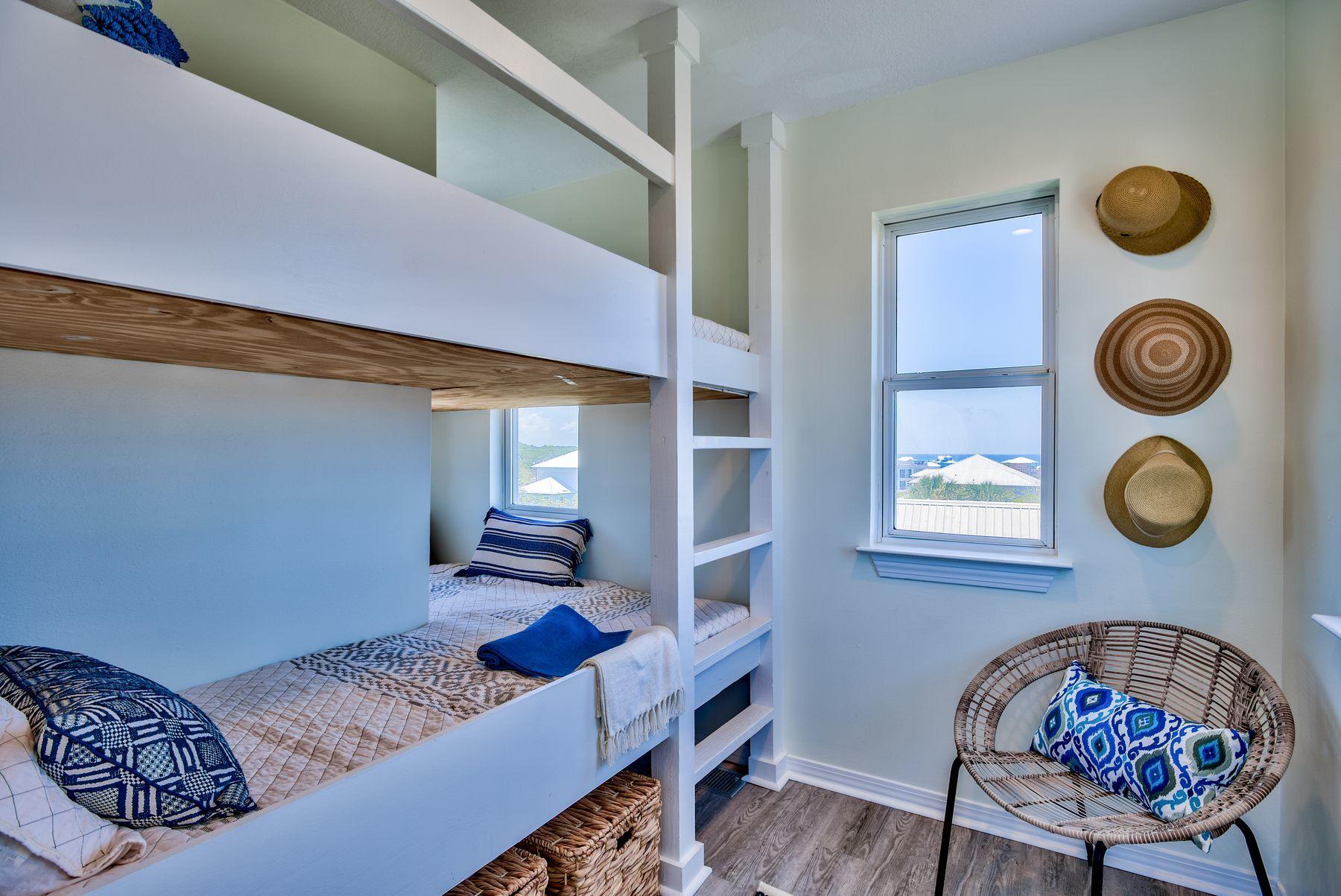 Beach Highlands 1st Addition - Residential