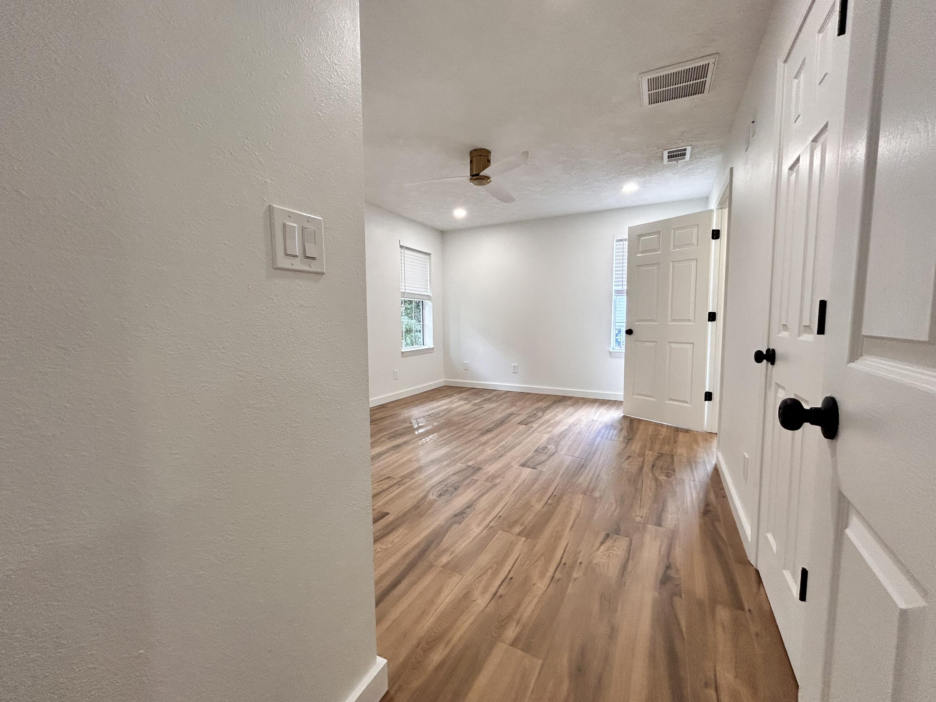 GULFVIEW HEIGHTS 1ST ADDN - Residential Lease