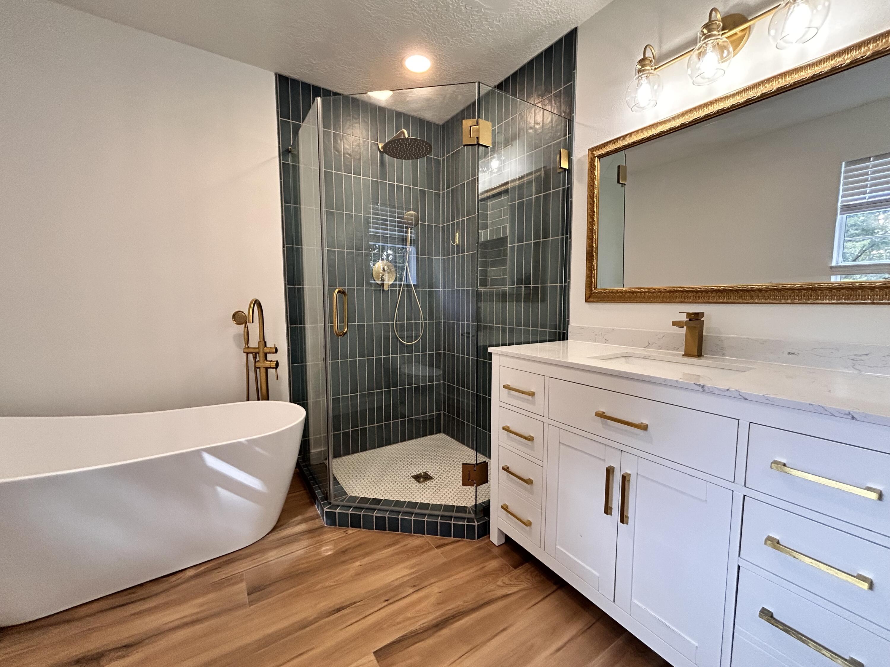 GULFVIEW HEIGHTS 1ST ADDN - Residential Lease