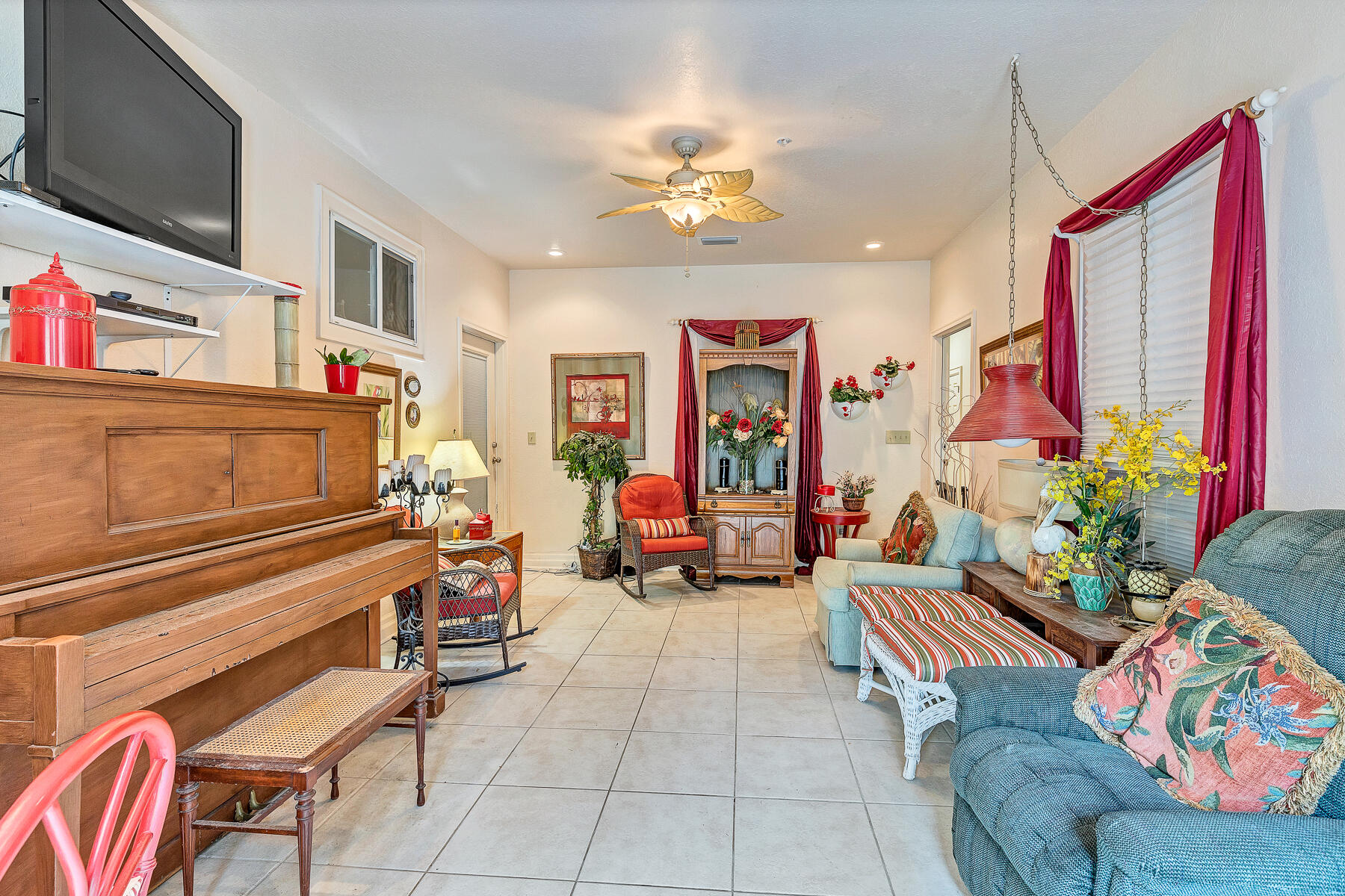 RAINTREE ESTATES #2 - Residential