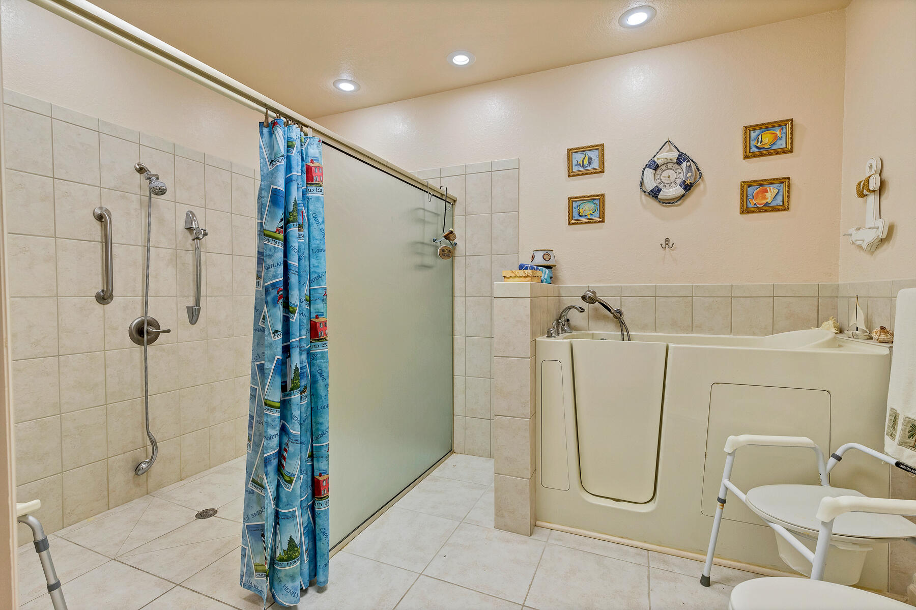 RAINTREE ESTATES #2 - Residential