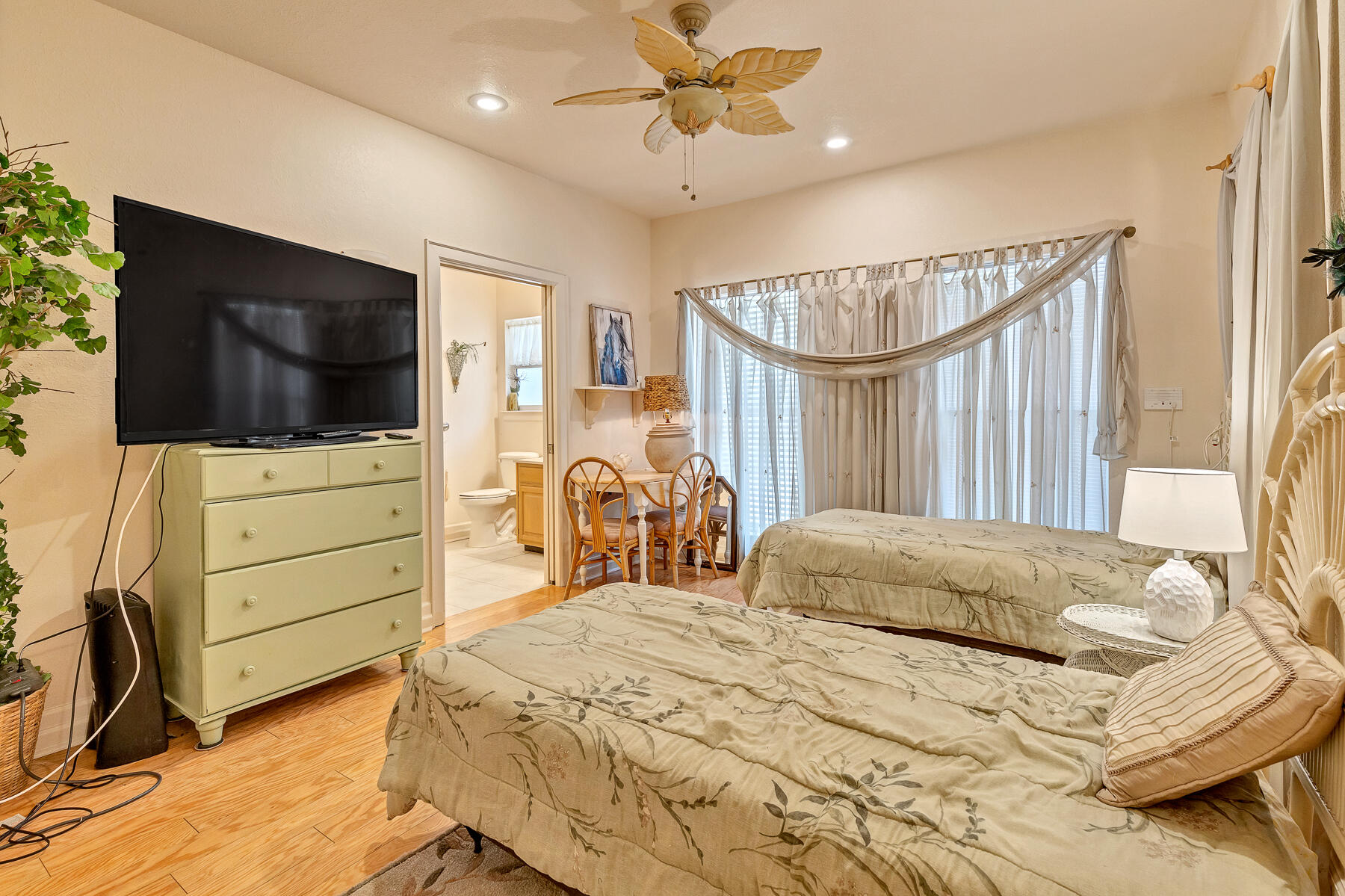 RAINTREE ESTATES #2 - Residential