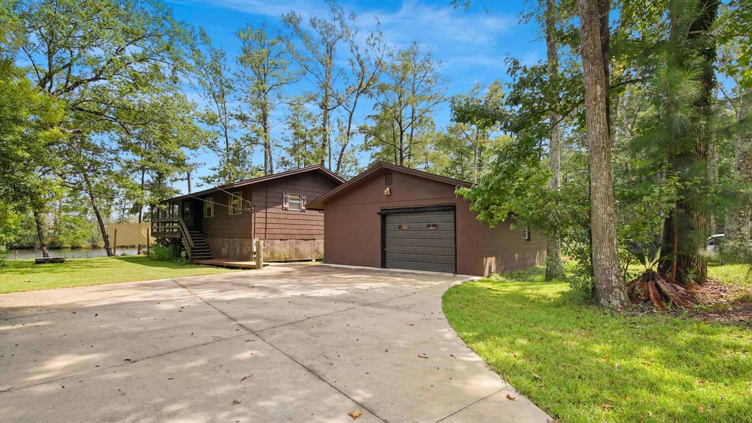 ALAQUA ESTATES - Residential