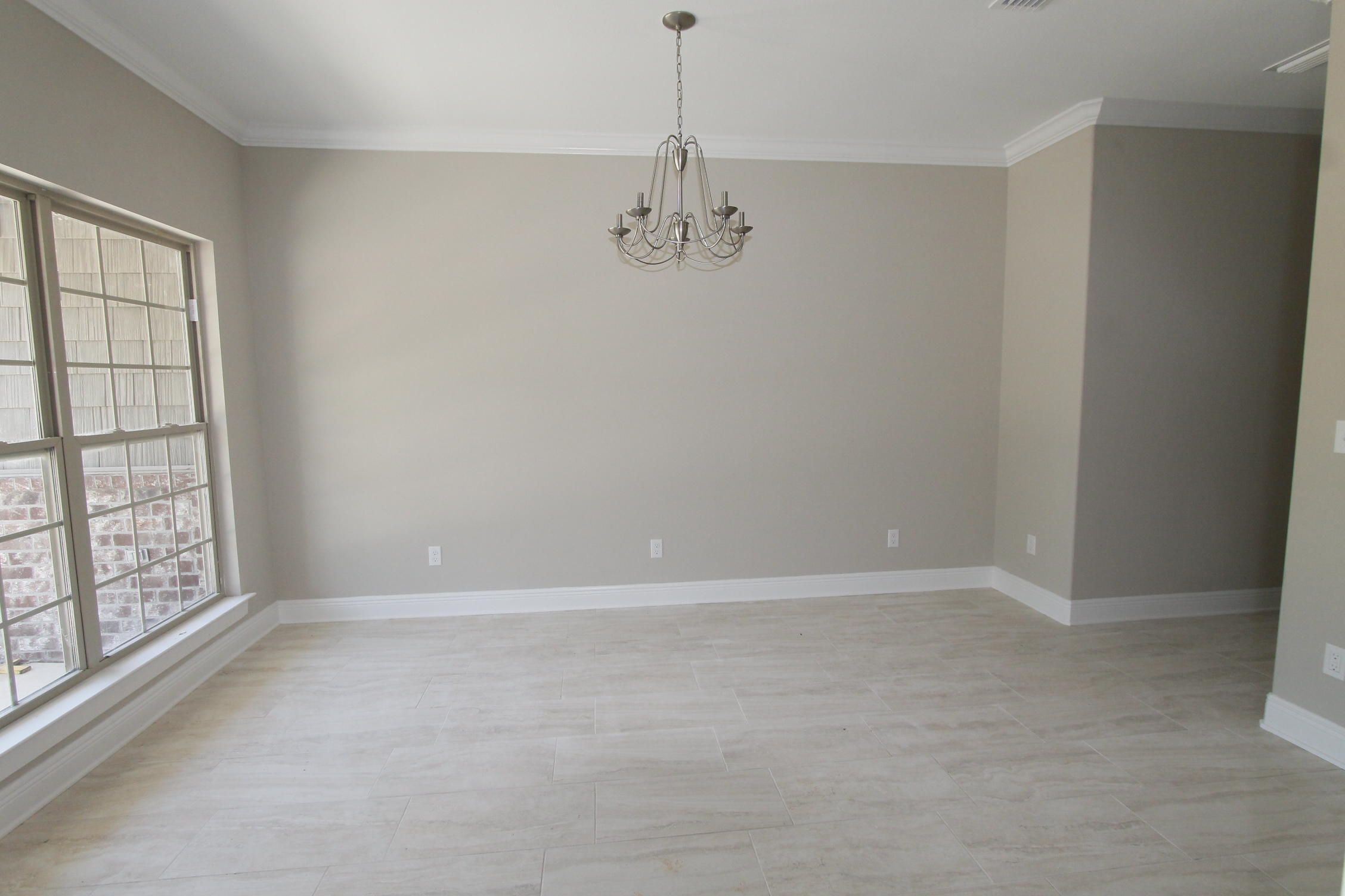 CRESCENT SHORES - Residential