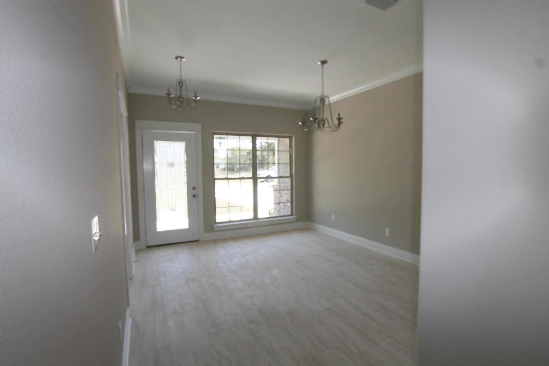 CRESCENT SHORES - Residential