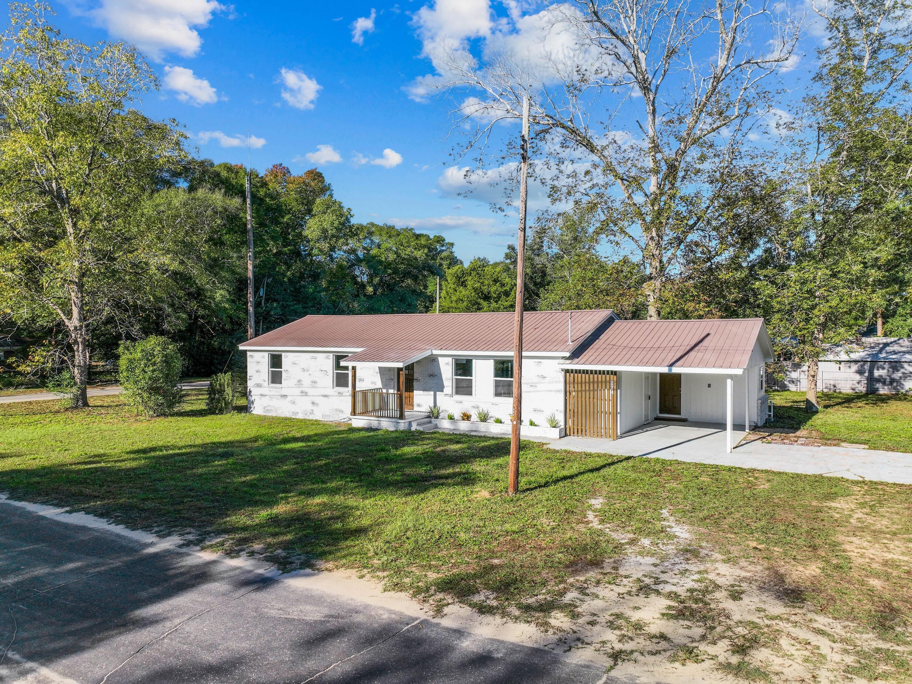 TOWN OF DEFUNIAK - Residential