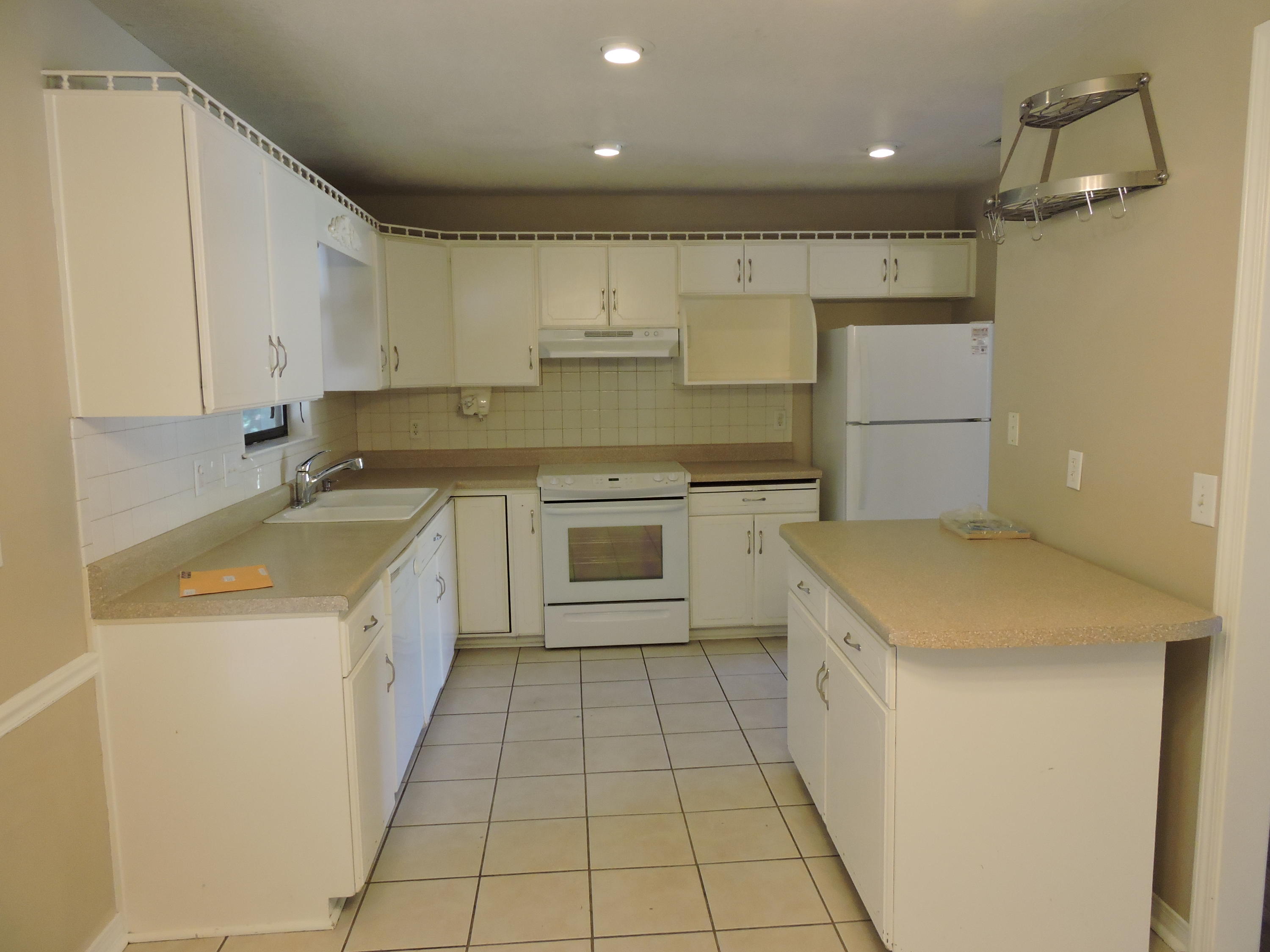 COUNTRYVIEW ESTATES - Residential