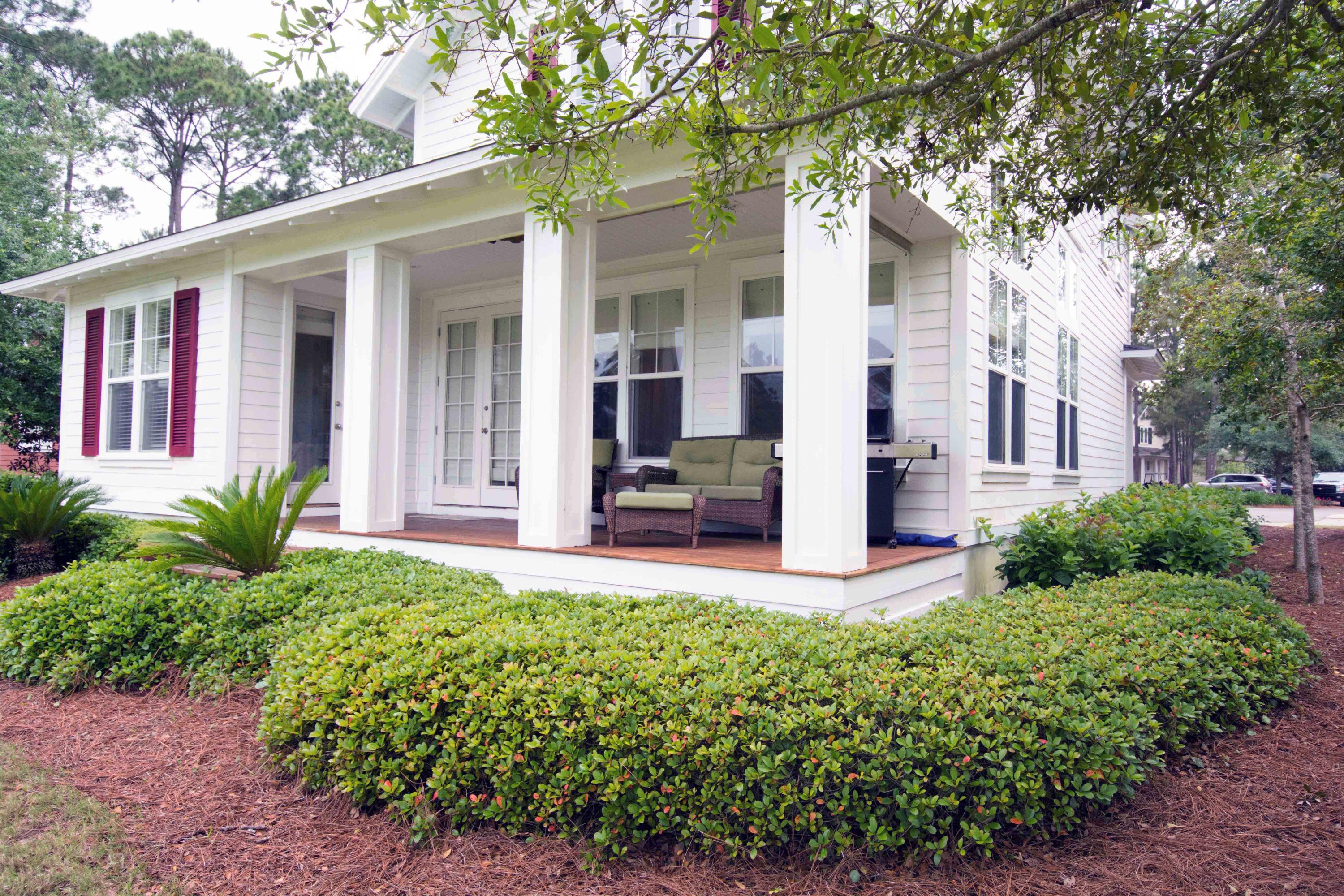 LAUREL GROVE - Residential