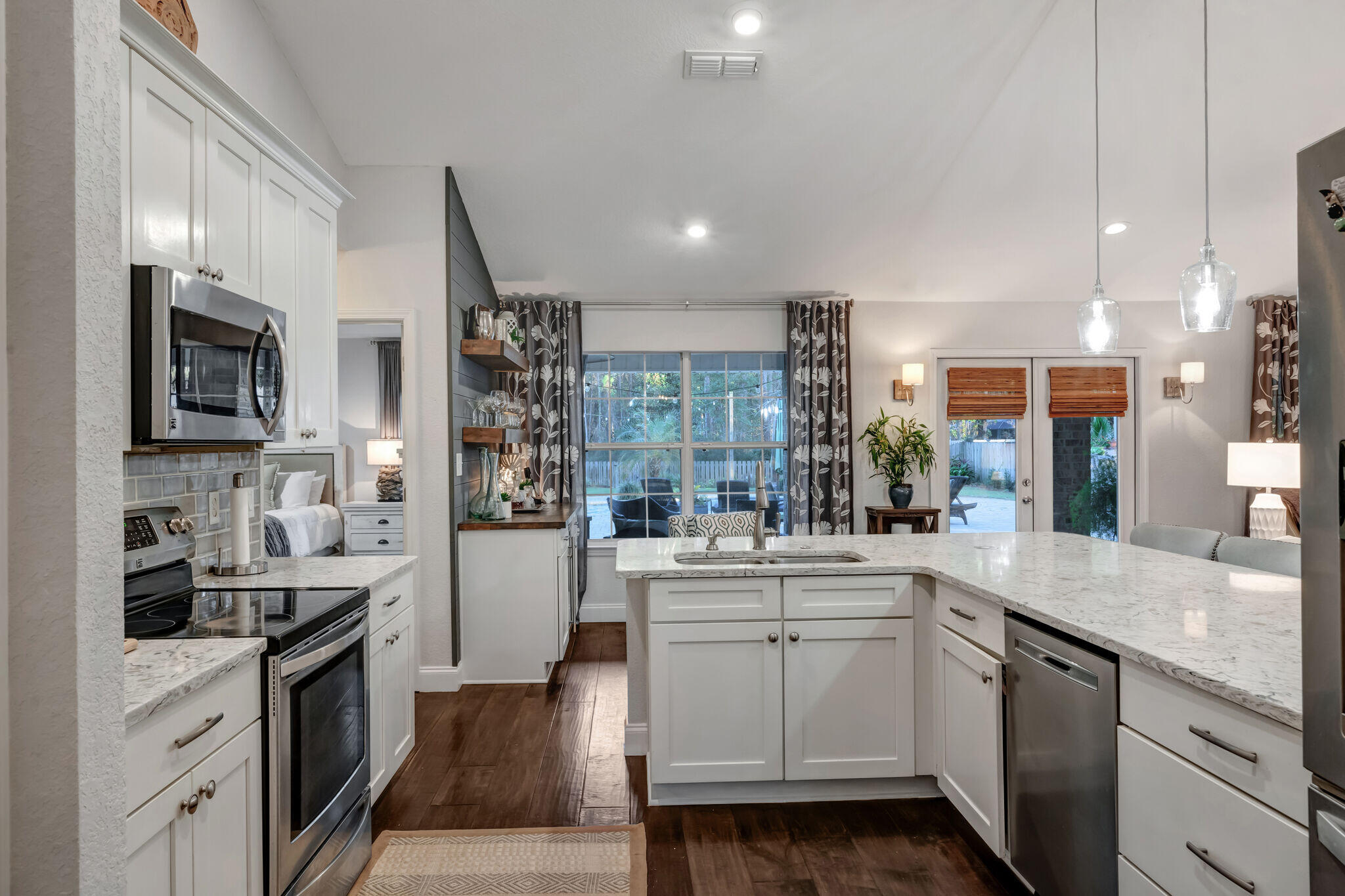 DRIFTWOOD ESTATES - Residential