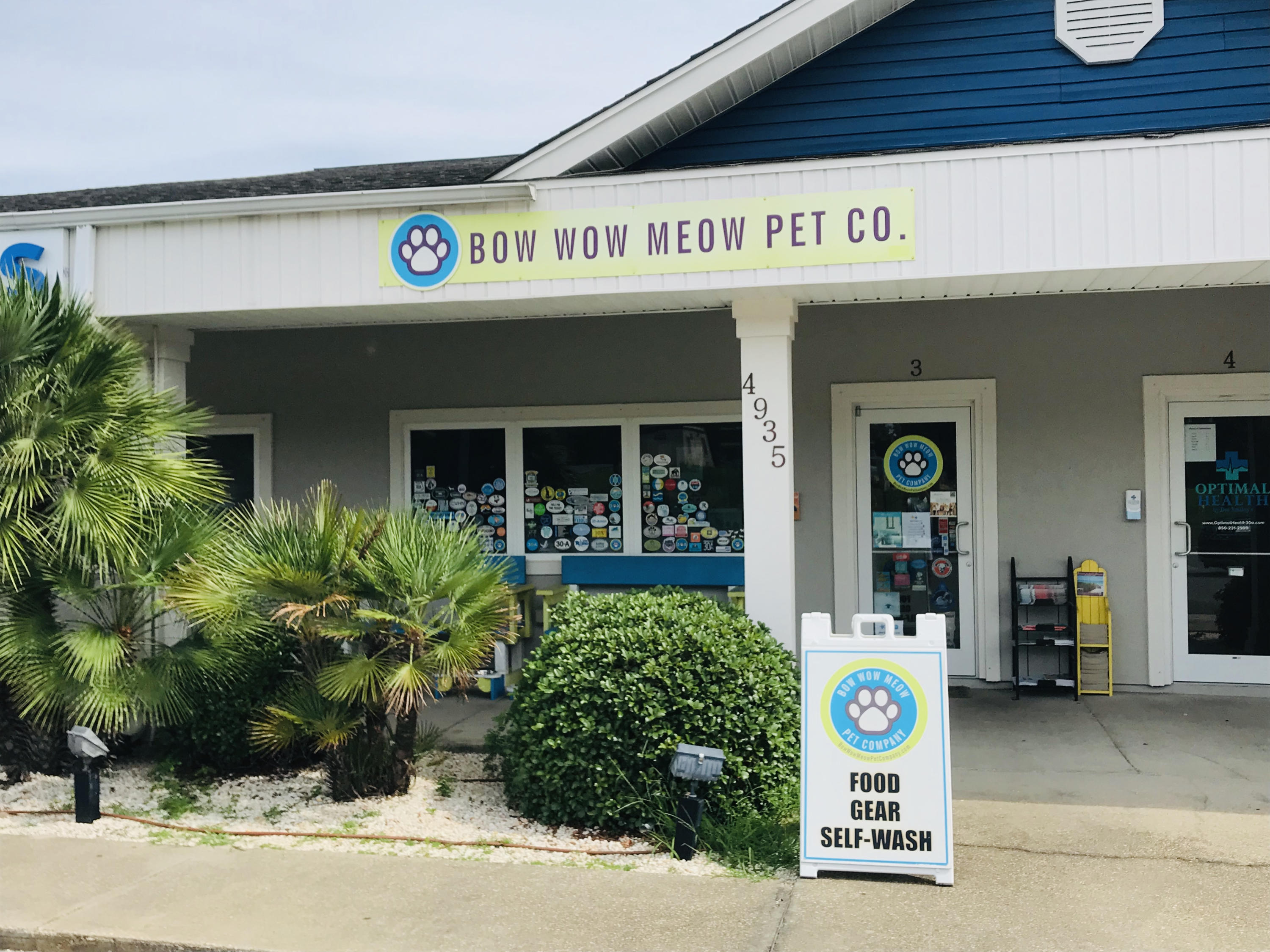 Bow Wow Meow Pet Company is a 30A favorite! This long running established business in Seagrove Beach provides natural and healthy pet foods and eco-friendly supplies. Beach Dog Biscuits are an in-house line and are baked in store. Buyer can immediately step into the day to day operation of the pet supply store and dog wash as well as the Beach Dog Biscuits bakery. Business is built out and is being sold completely turnkey. This sale includes the business which is established in a physical location, 2 websites with online stores, the leased space, inventory, marketing materials and all templates, furniture and fixtures.