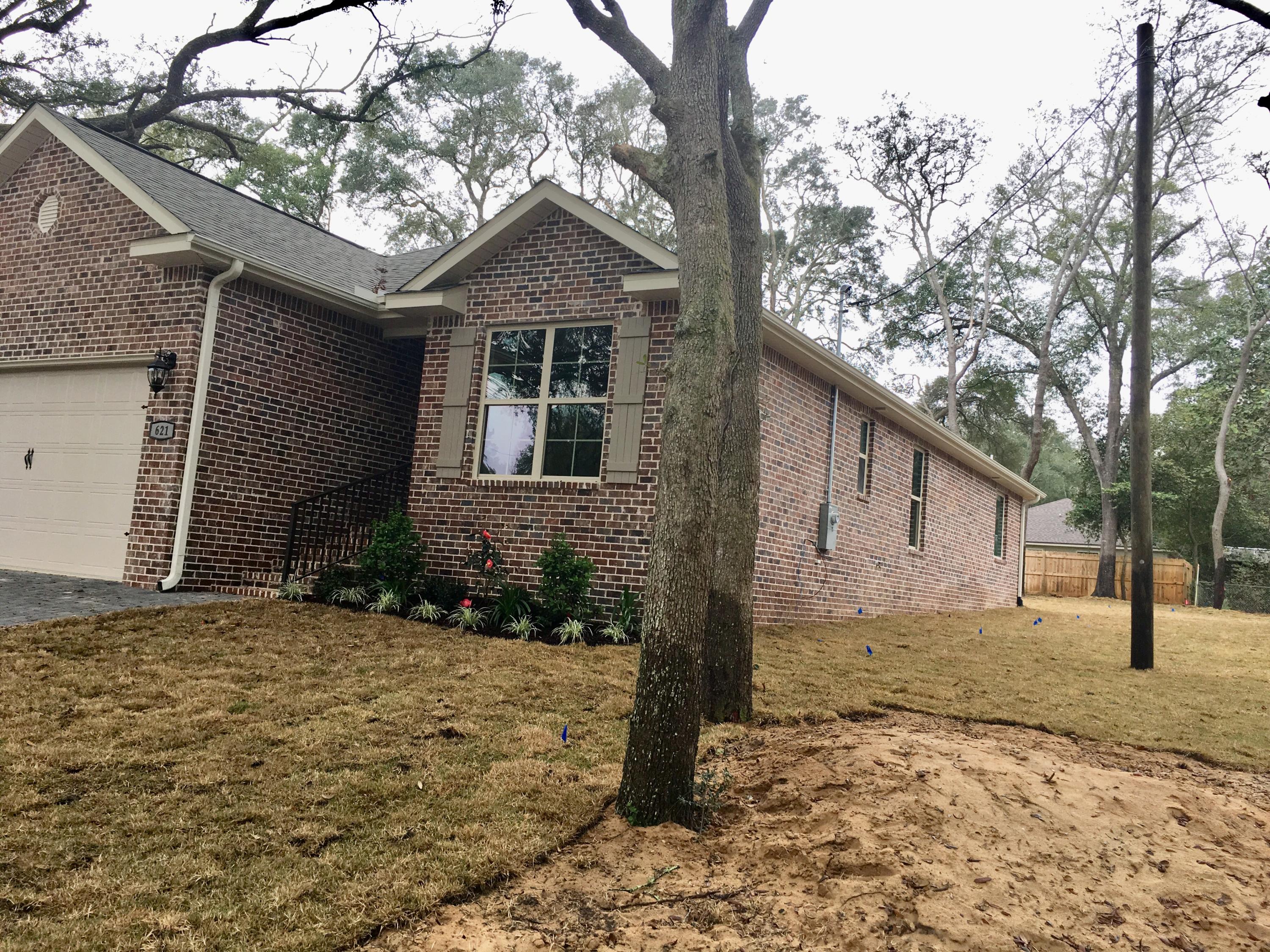 VALPARAISO PINECREST 2 - Residential