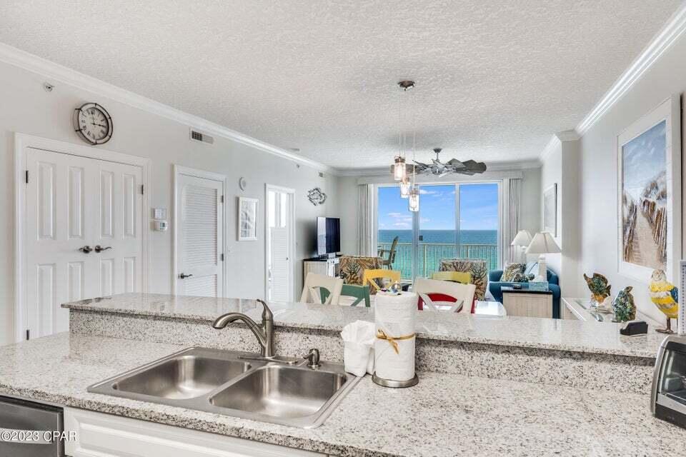 Emerald Isle - Residential