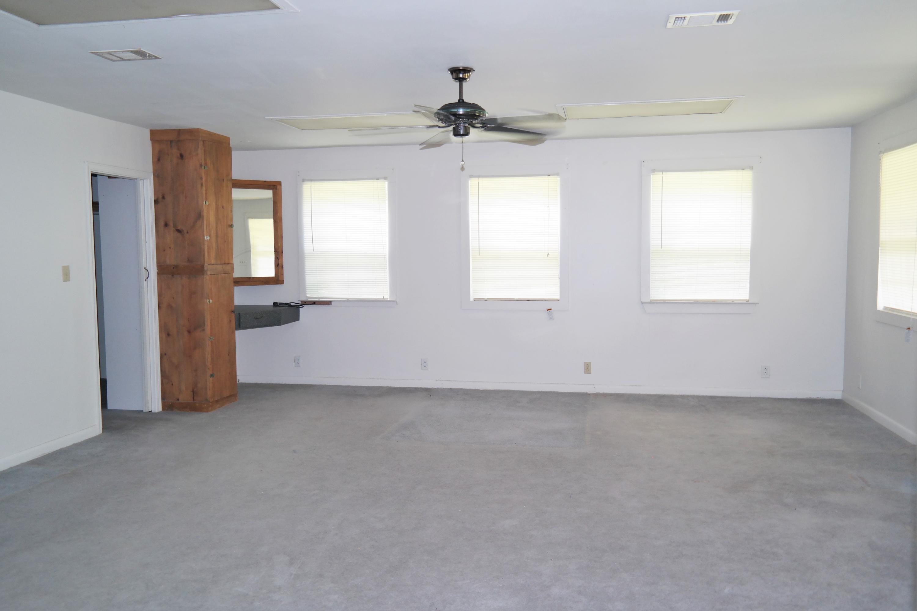 TOWN OF DEFUNIAK SPRINGS - Residential