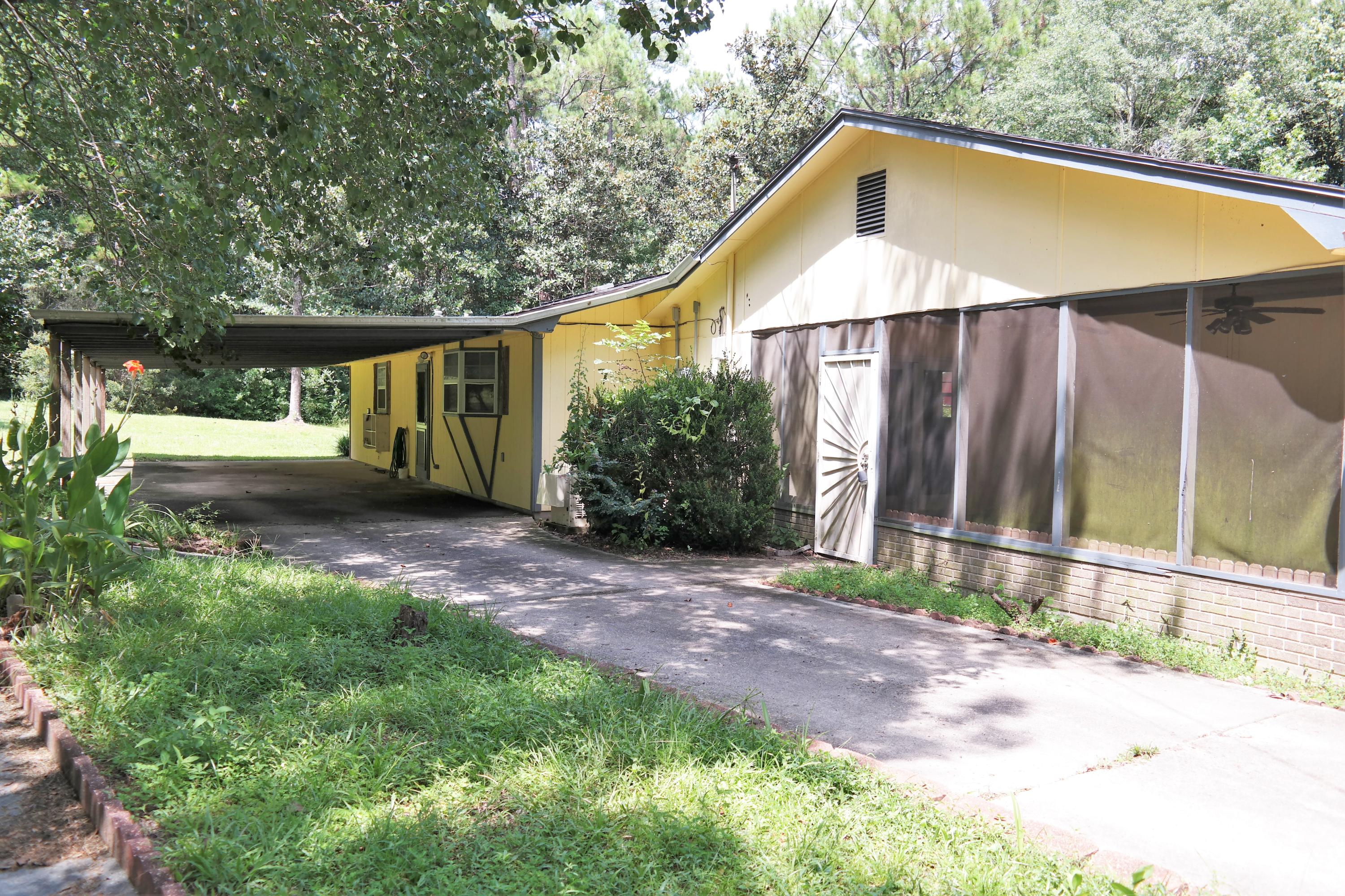 TOWN OF DEFUNIAK SPRINGS - Residential