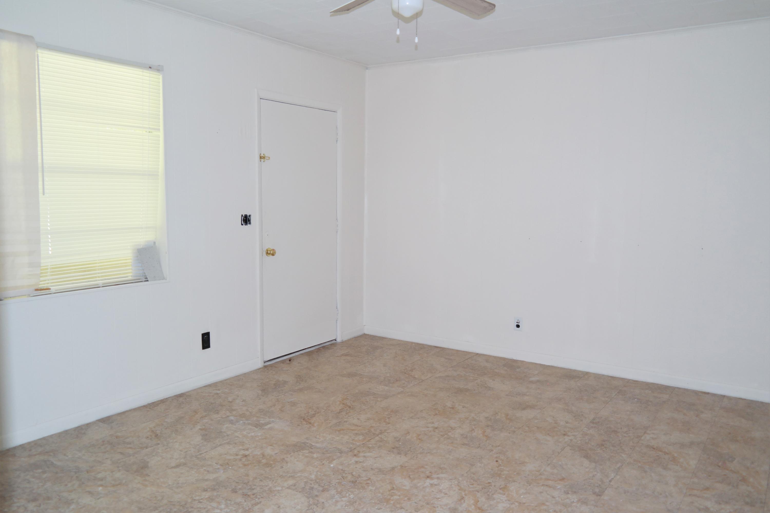 TOWN OF DEFUNIAK SPRINGS - Residential