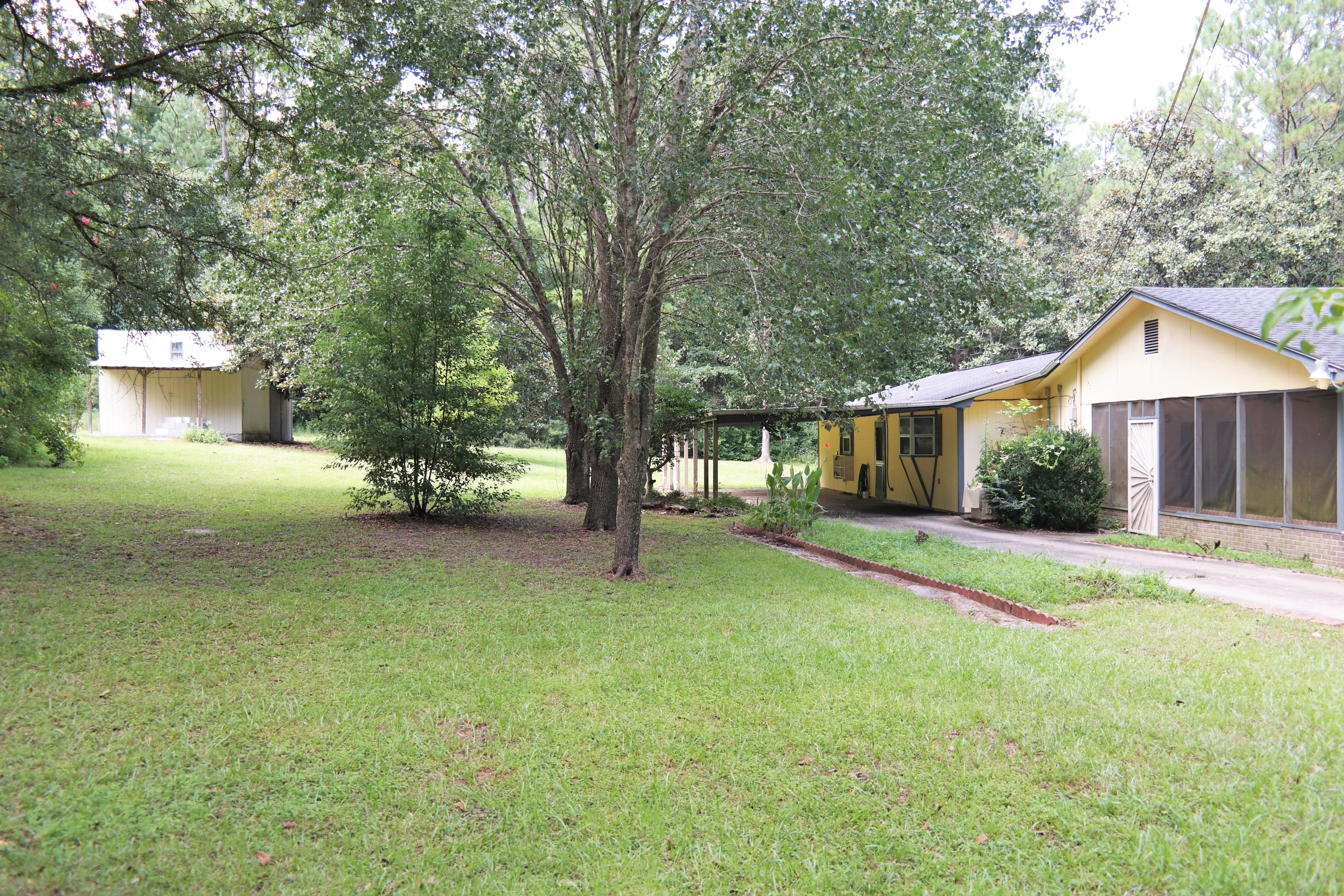 TOWN OF DEFUNIAK SPRINGS - Residential