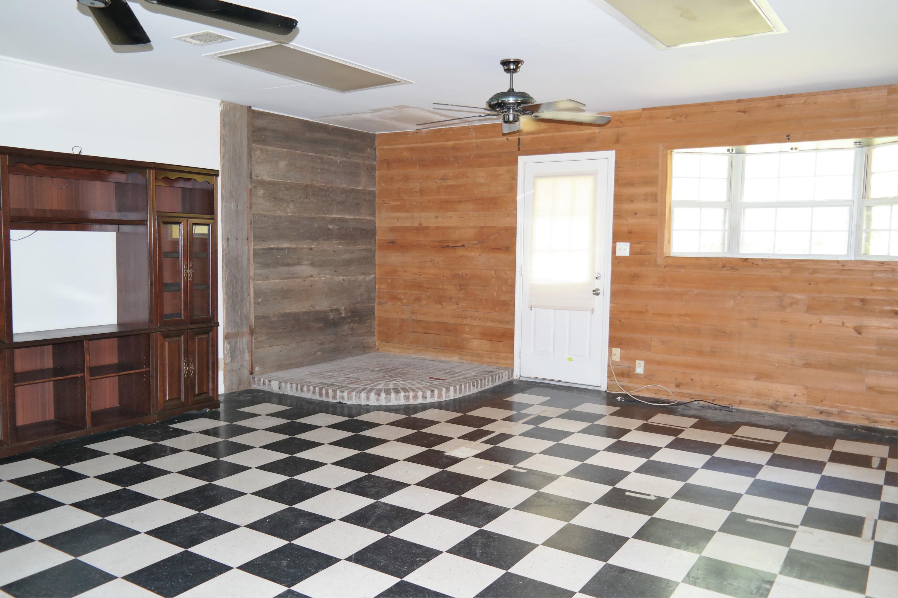 TOWN OF DEFUNIAK SPRINGS - Residential