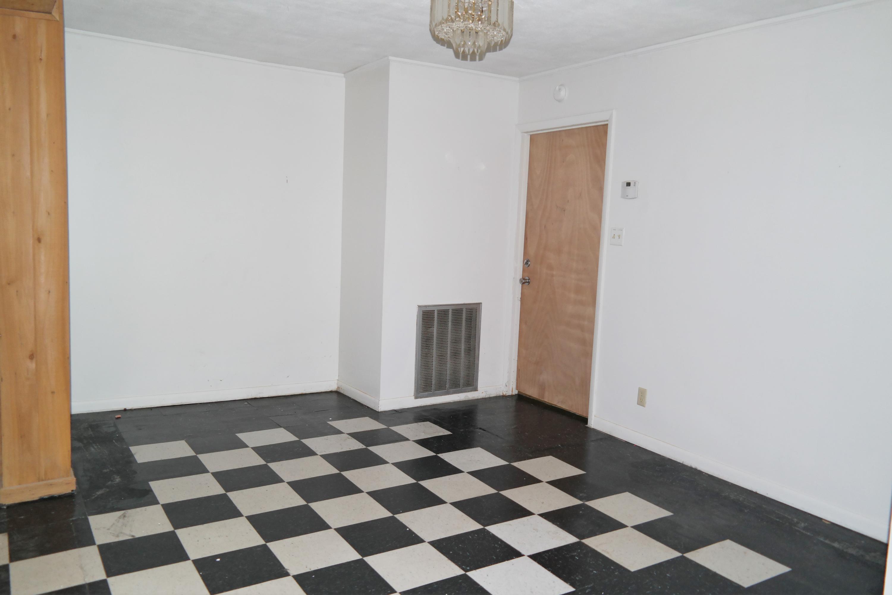 TOWN OF DEFUNIAK SPRINGS - Residential