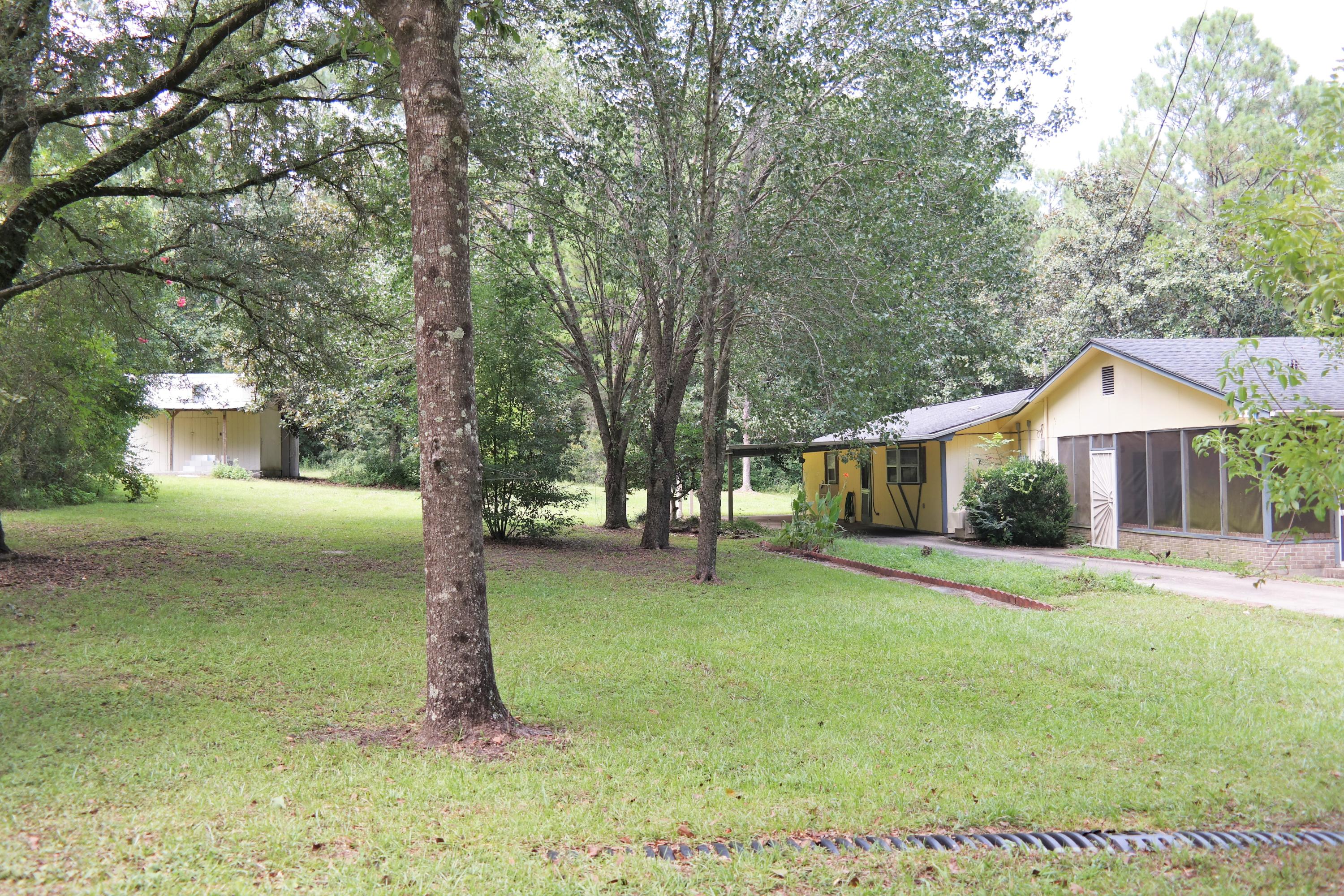 TOWN OF DEFUNIAK SPRINGS - Residential