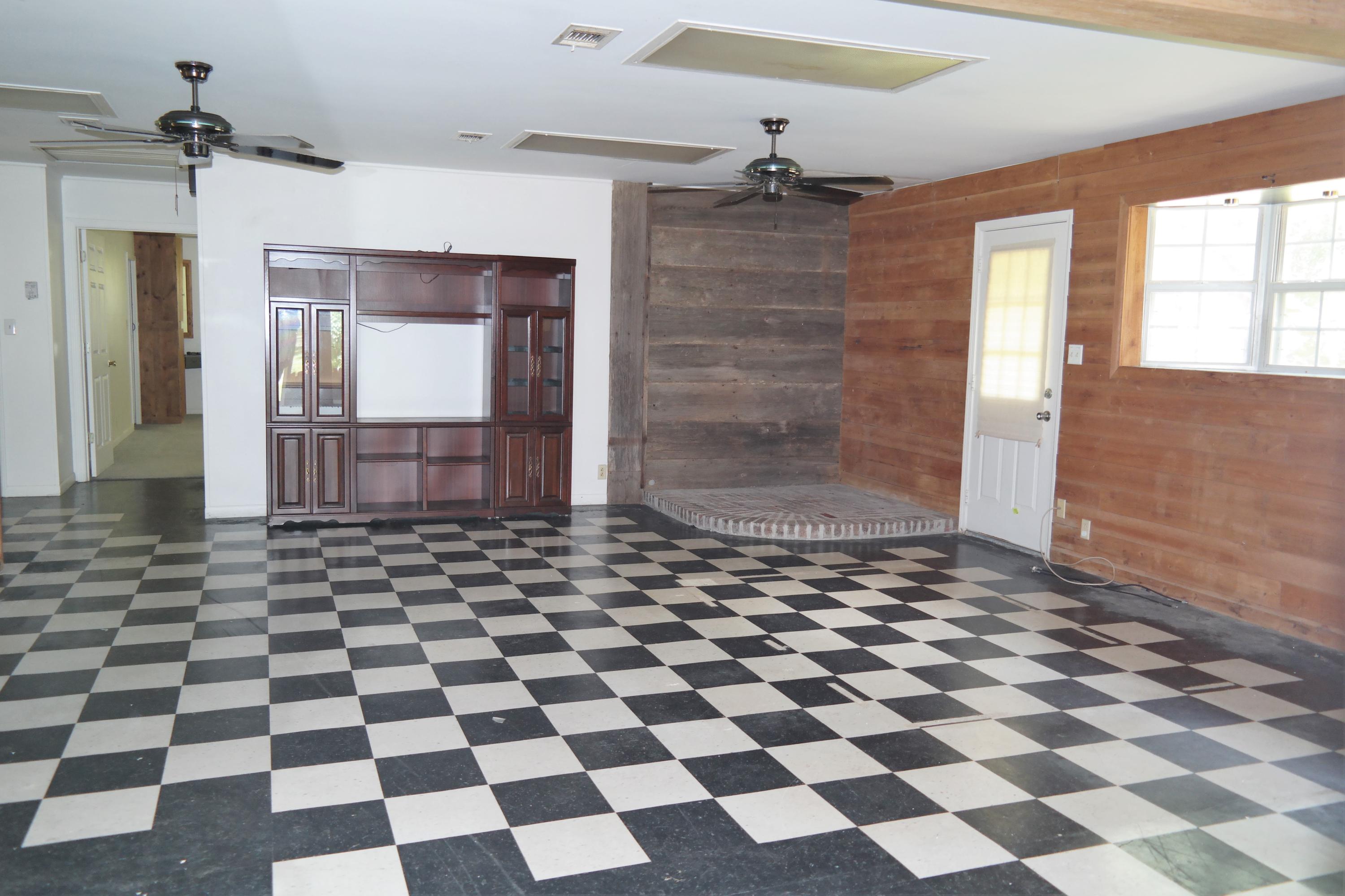 TOWN OF DEFUNIAK SPRINGS - Residential