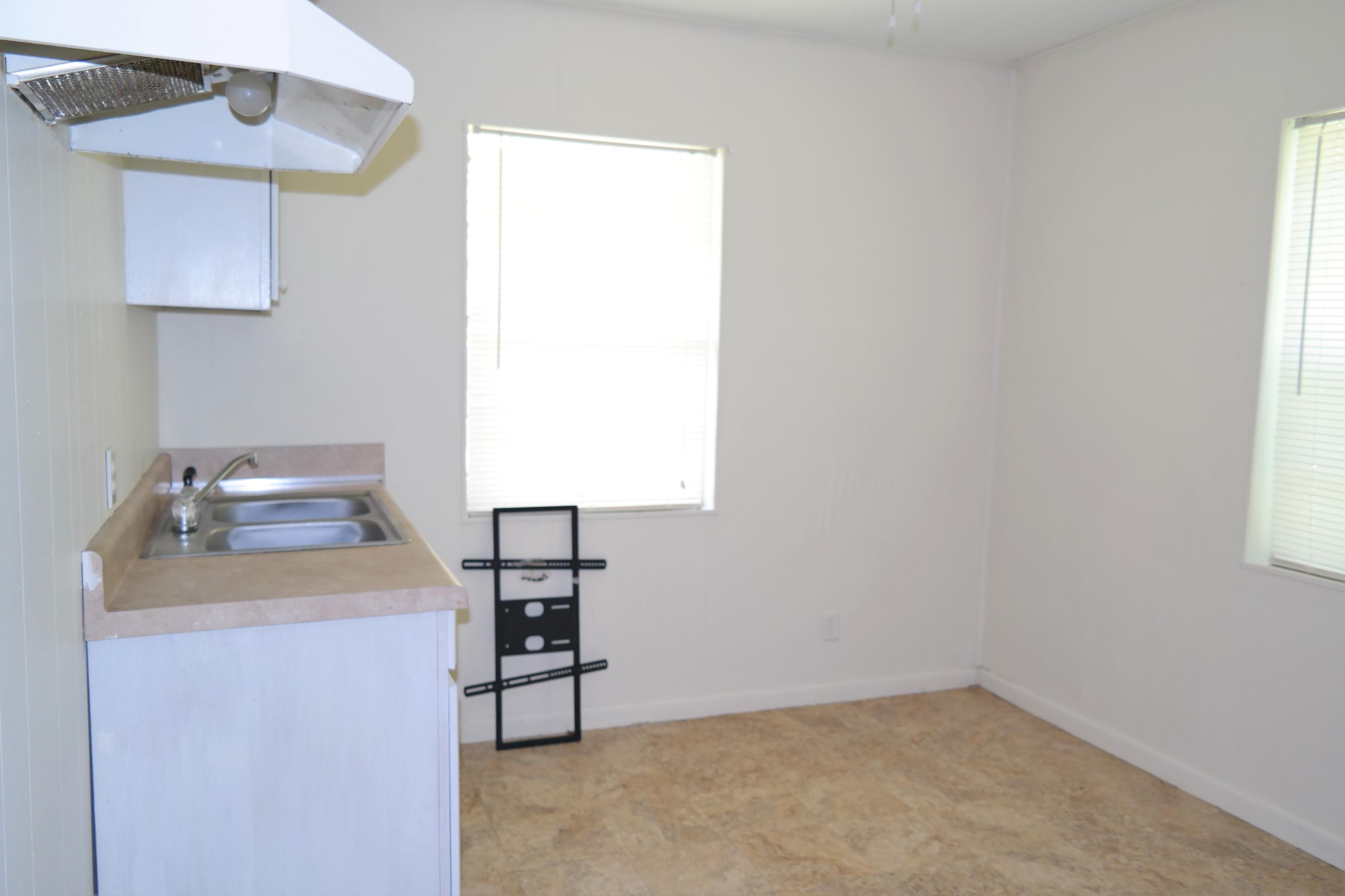 TOWN OF DEFUNIAK SPRINGS - Residential