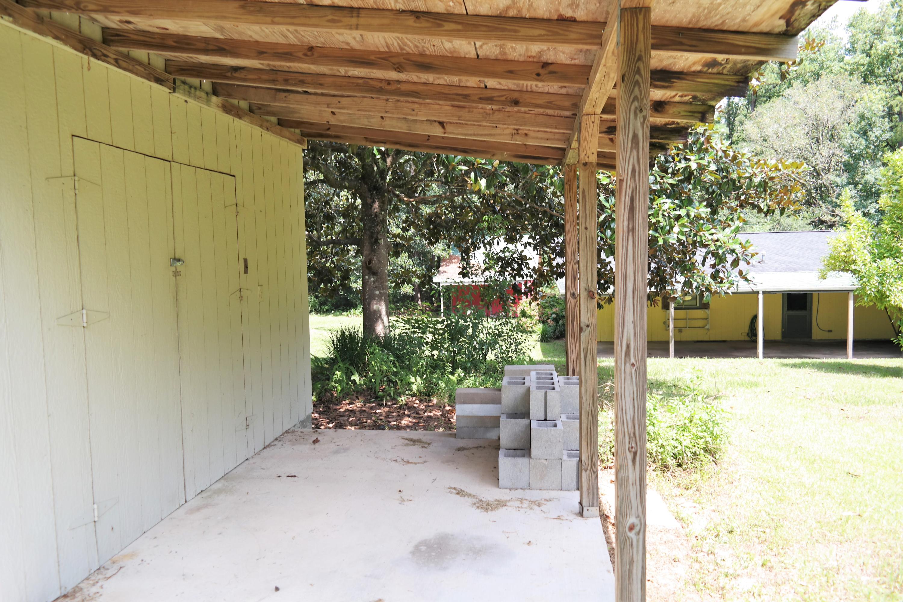 TOWN OF DEFUNIAK SPRINGS - Residential