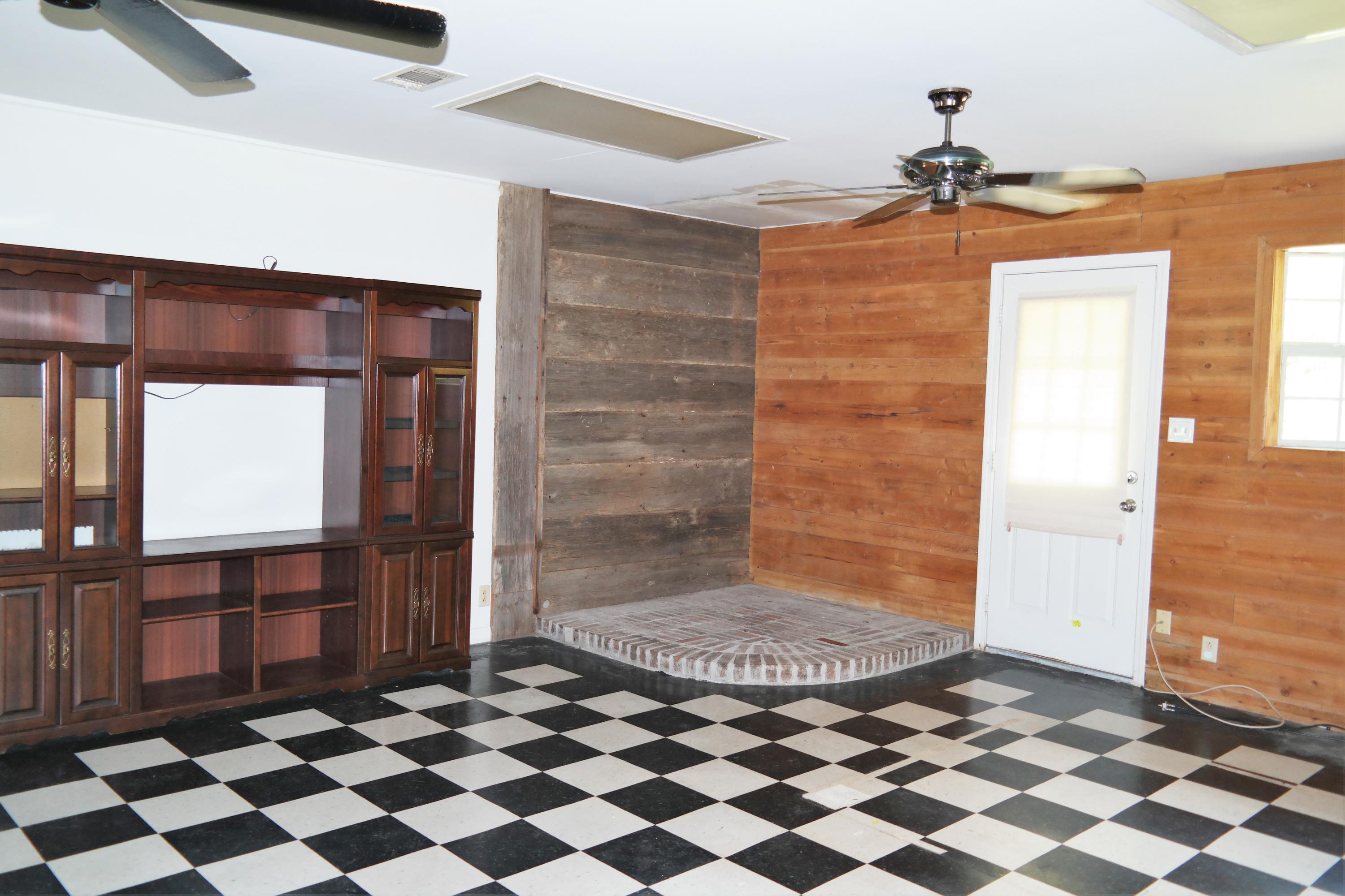 TOWN OF DEFUNIAK SPRINGS - Residential