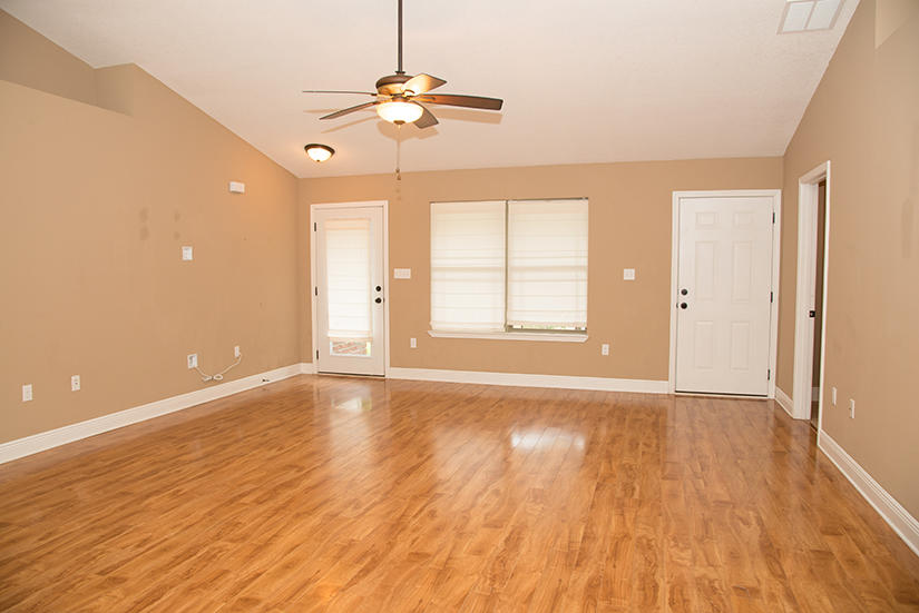 NAVARRE S/D 1ST ADDN - Residential Lease