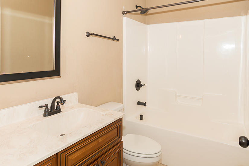 NAVARRE S/D 1ST ADDN - Residential Lease