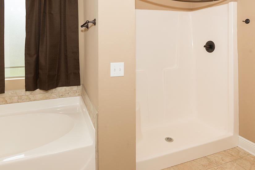 NAVARRE S/D 1ST ADDN - Residential Lease