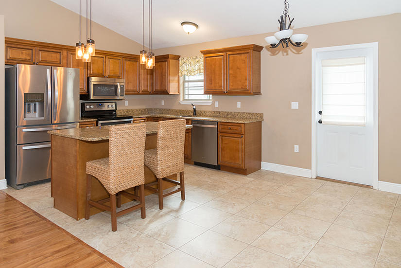 NAVARRE S/D 1ST ADDN - Residential Lease