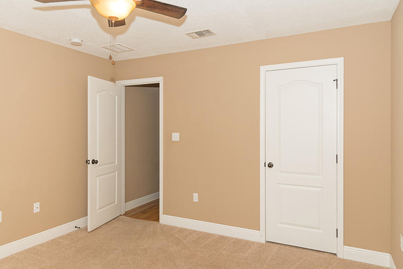 NAVARRE S/D 1ST ADDN - Residential Lease