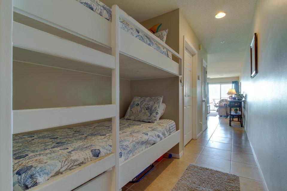 VERANDA CONDO - Residential