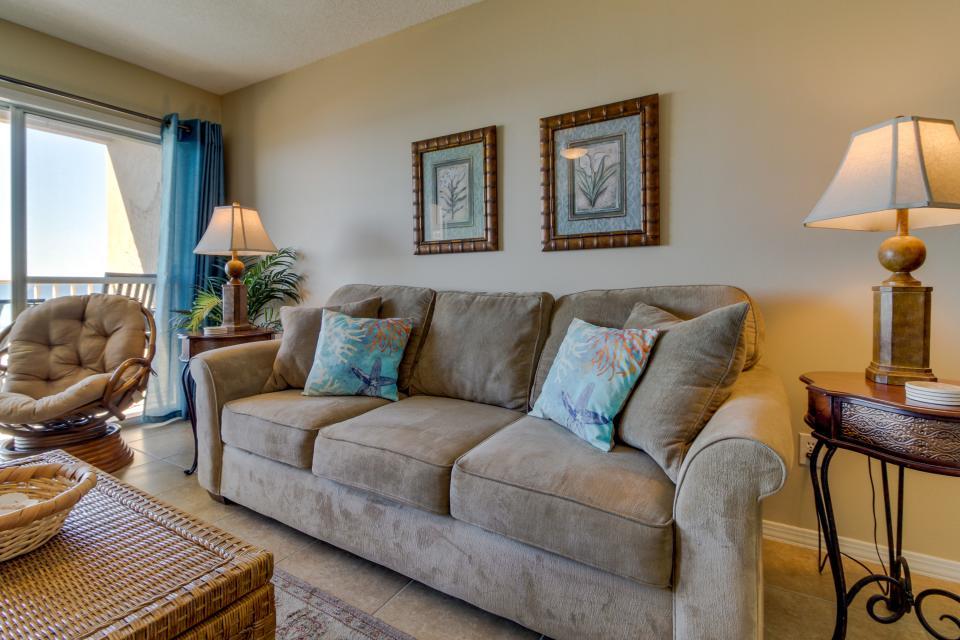 VERANDA CONDO - Residential