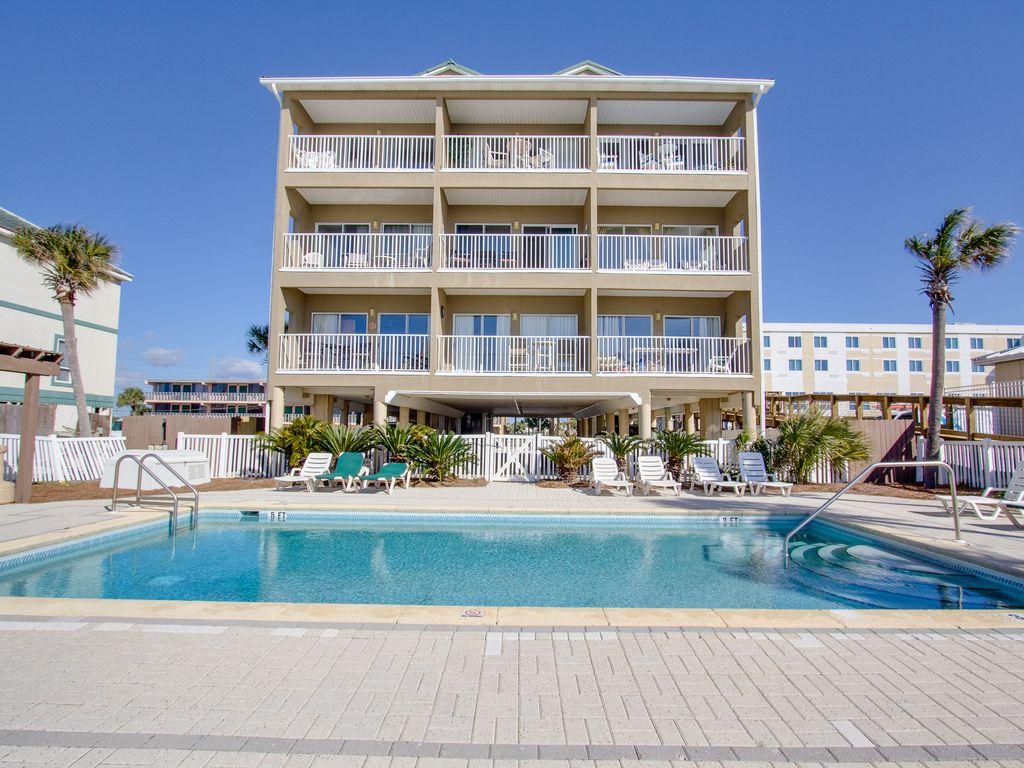 VERANDA CONDO - Residential