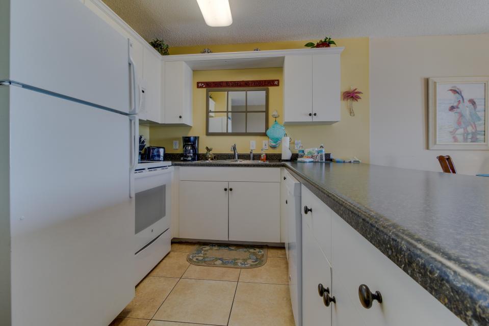 VERANDA CONDO - Residential