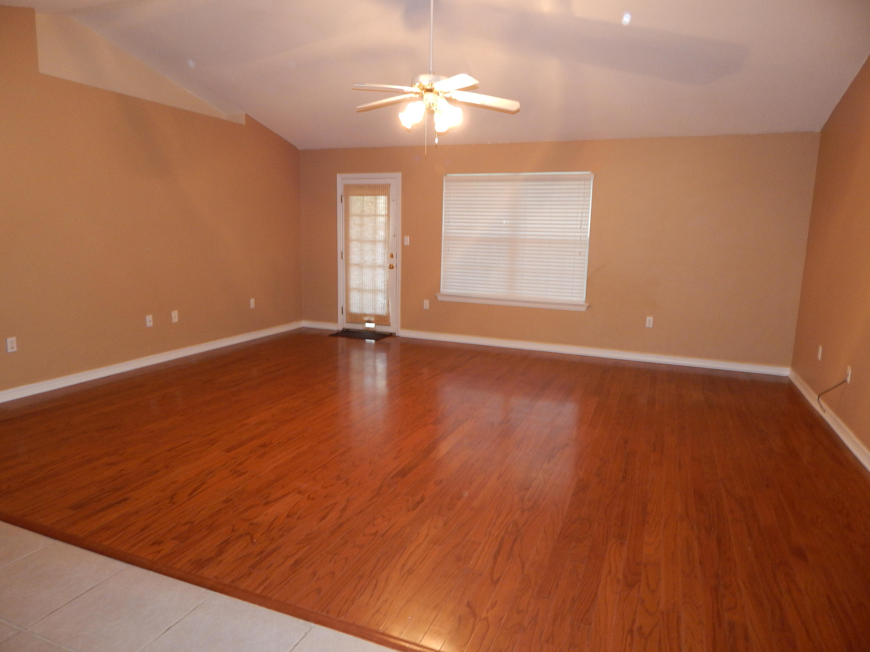 CREETWOODS - Residential