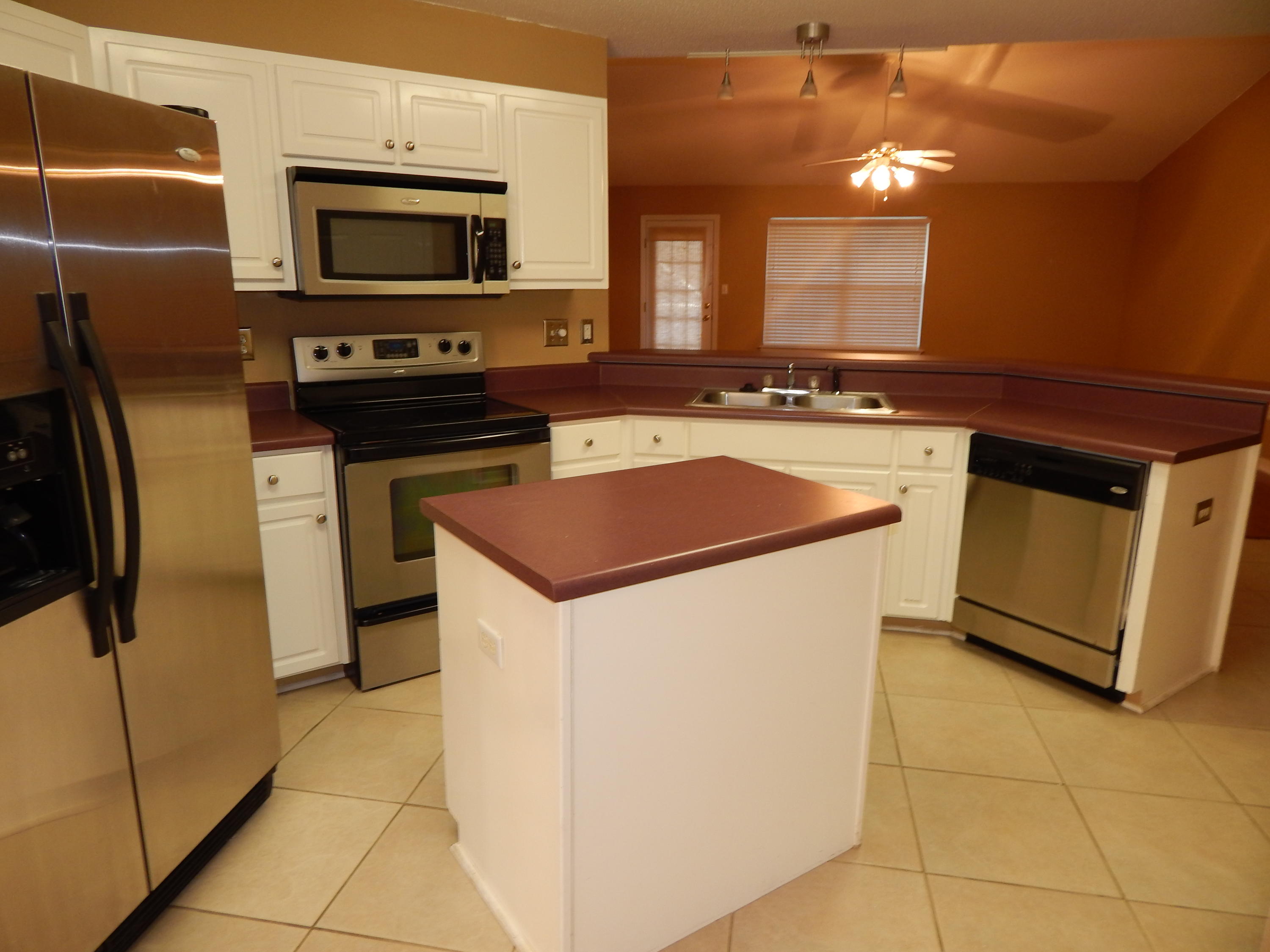 CREETWOODS - Residential