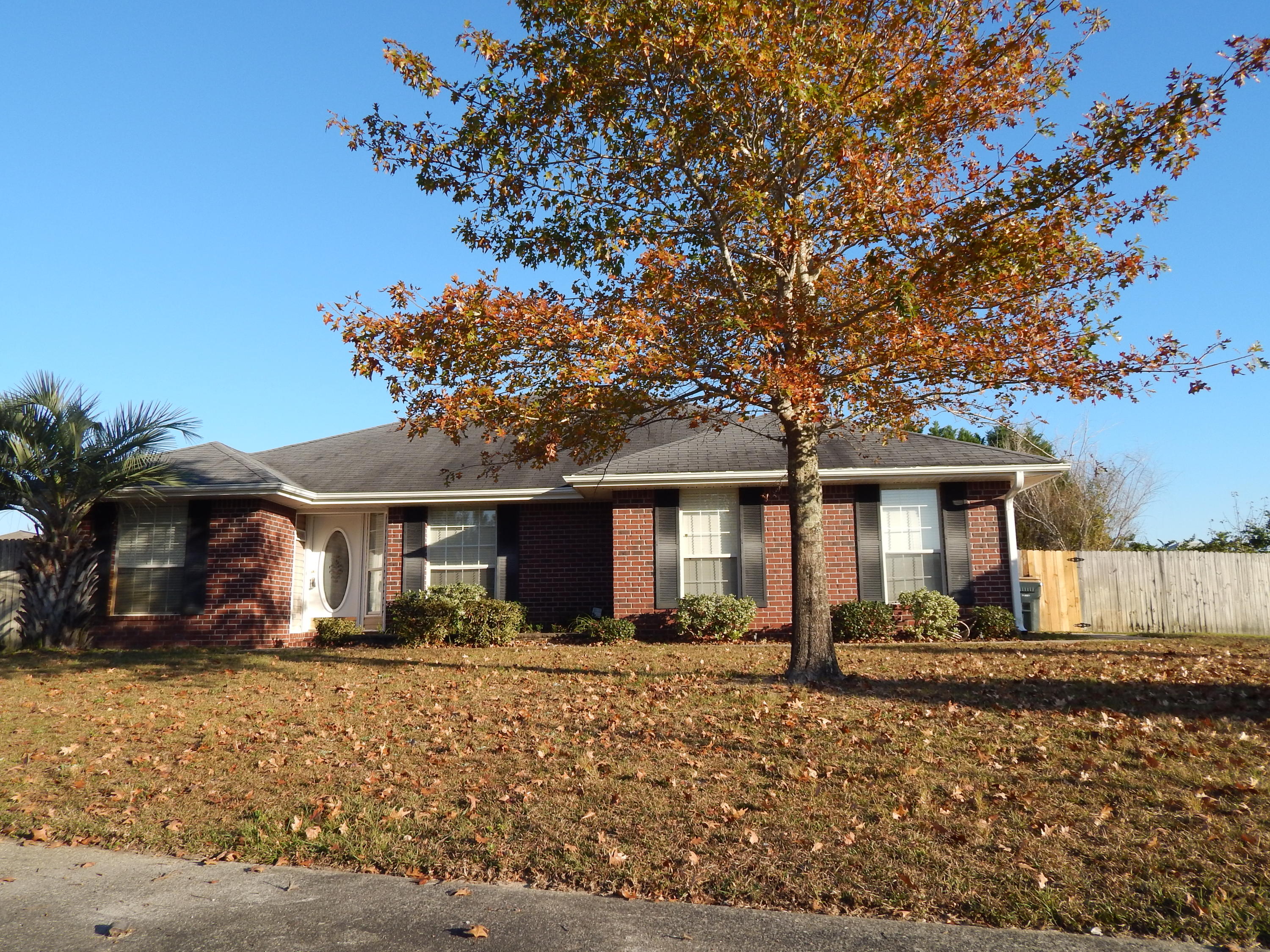 CREETWOODS - Residential