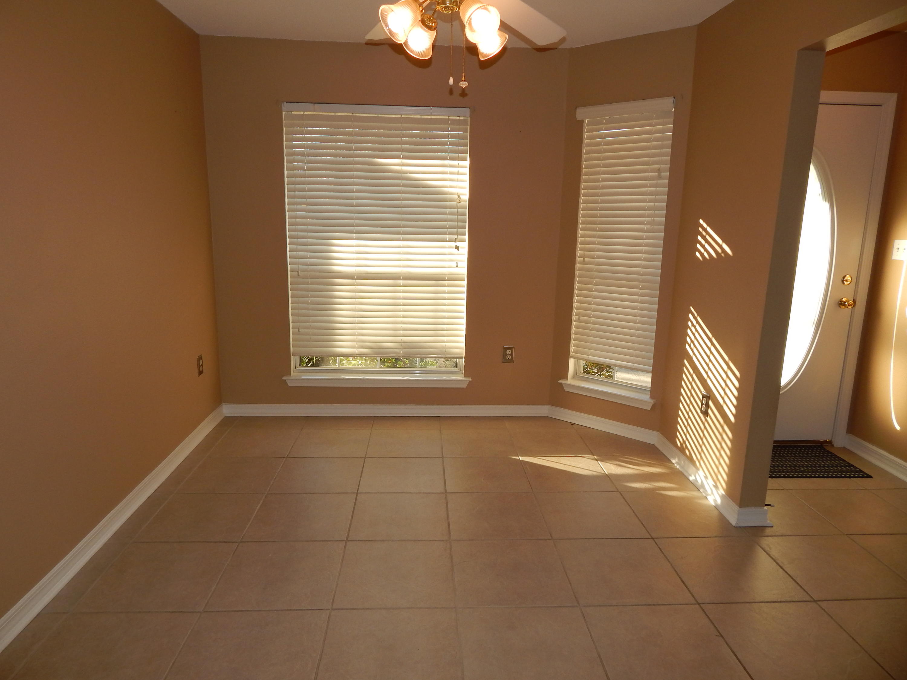 CREETWOODS - Residential